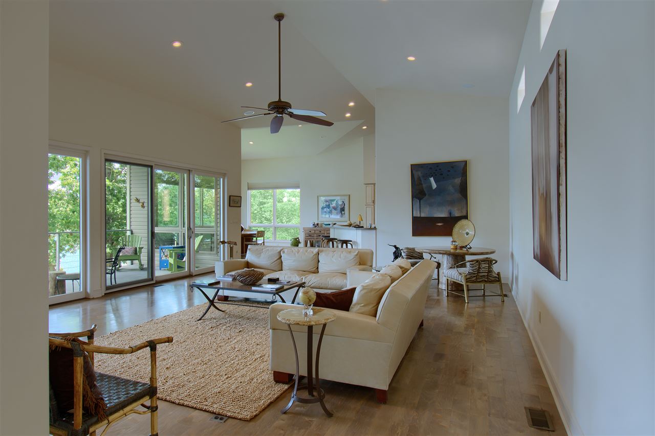 Tiburon - Residential