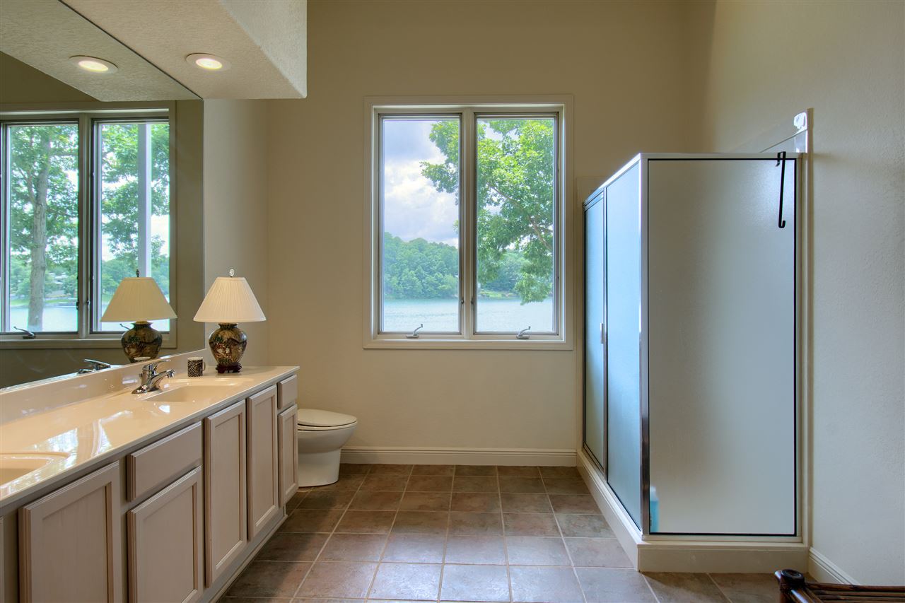 Tiburon - Residential