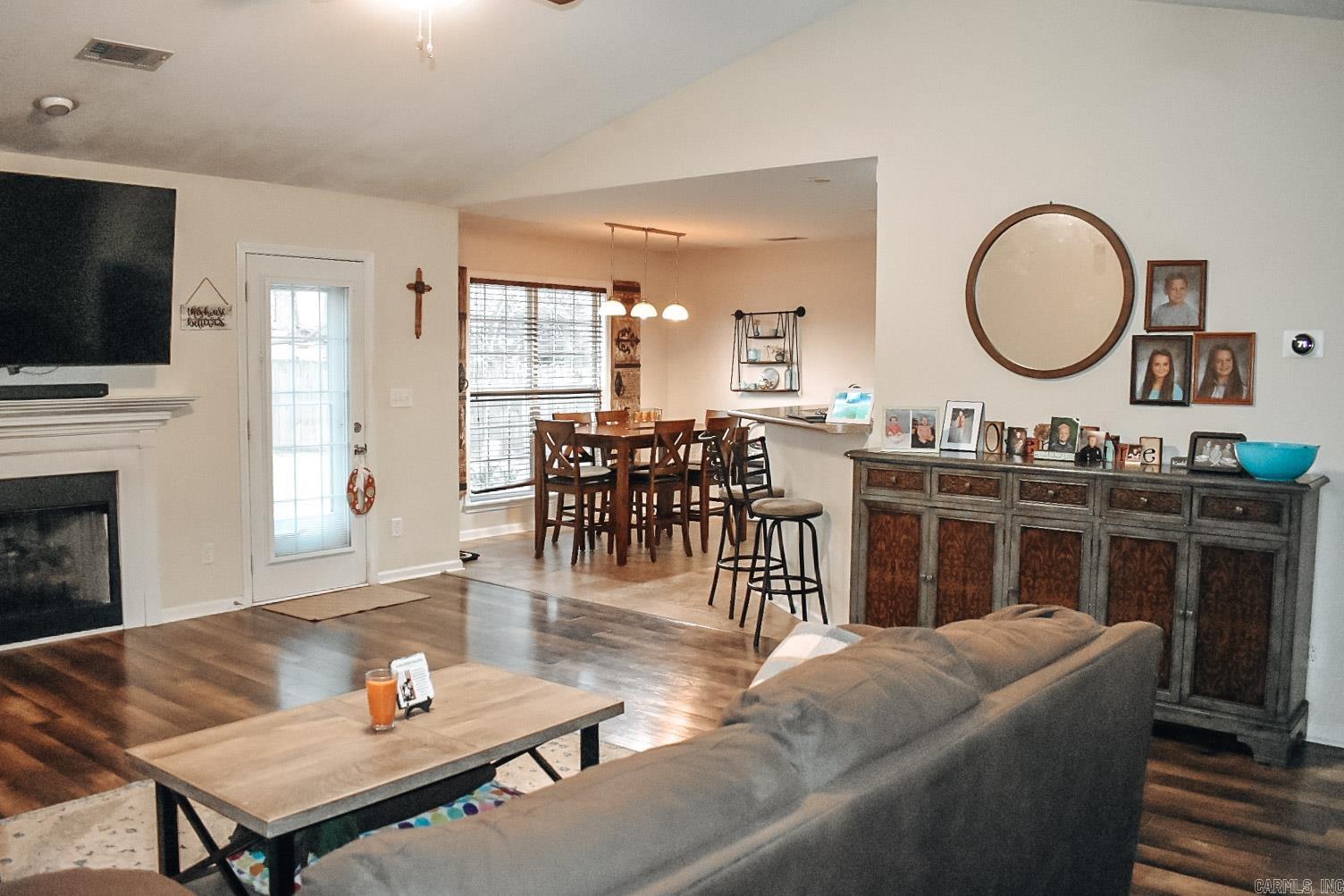 WINDSOR LANDING - Residential