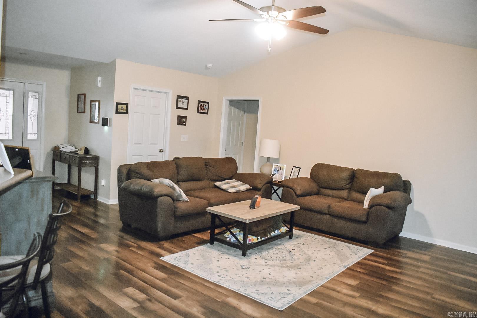 WINDSOR LANDING - Residential