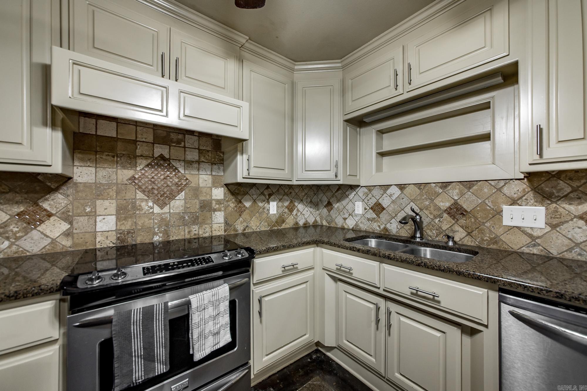 BELLAIRE - Residential