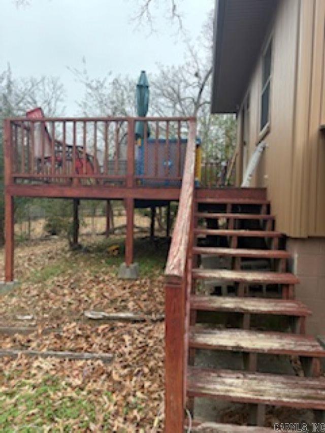 LAKEWOOD ESTATES - Residential