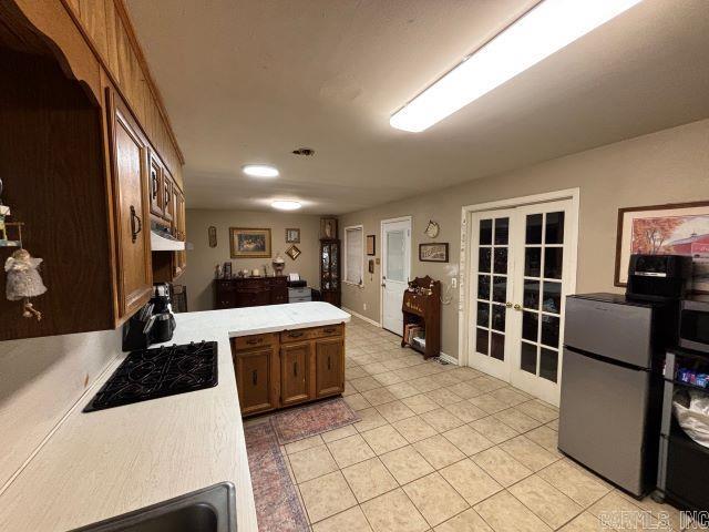 LAKEWOOD ESTATES - Residential