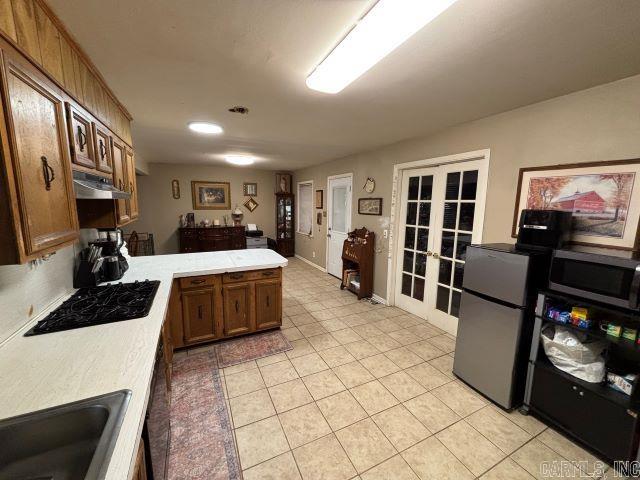 LAKEWOOD ESTATES - Residential