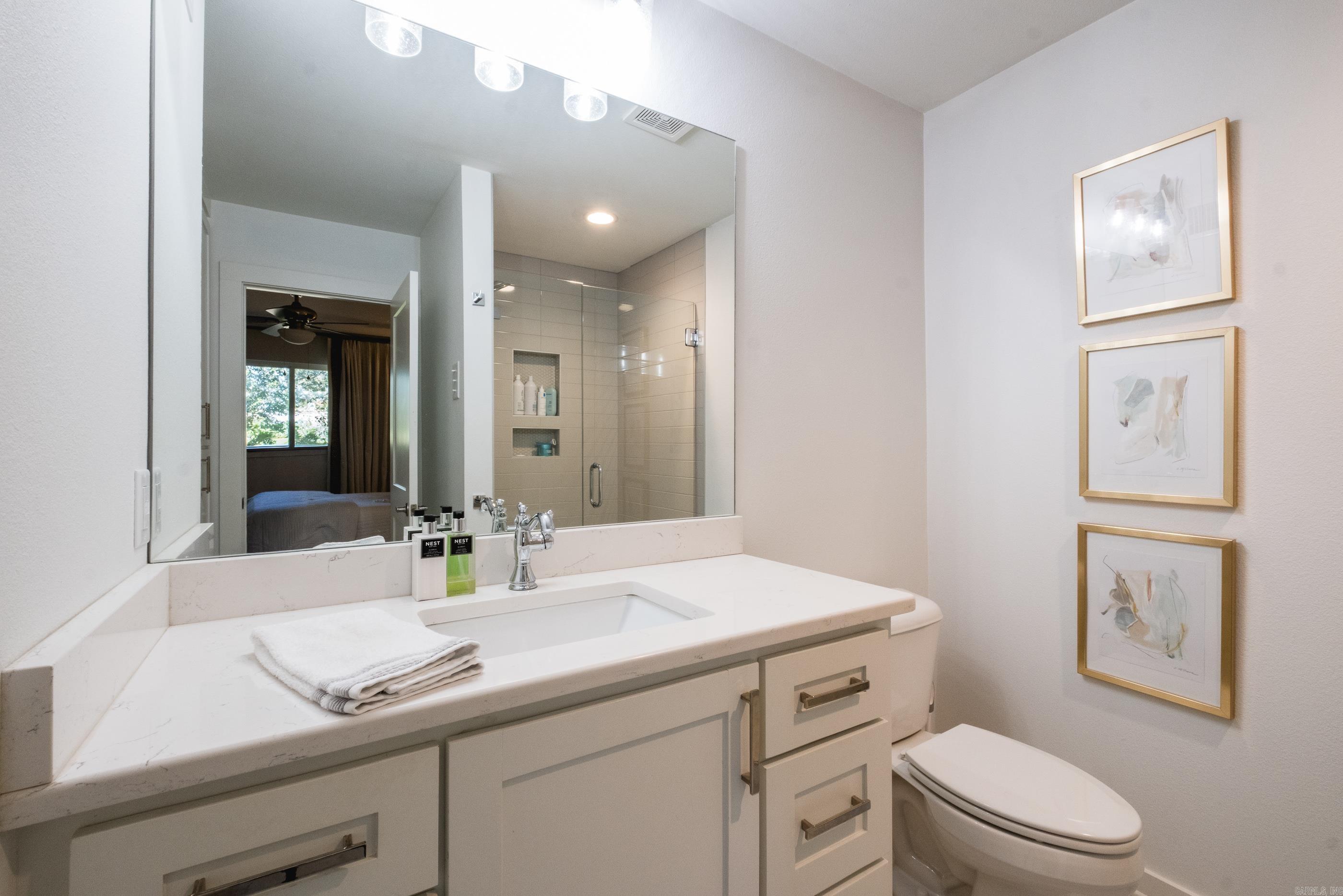 KINGWOOD PLACE - Residential