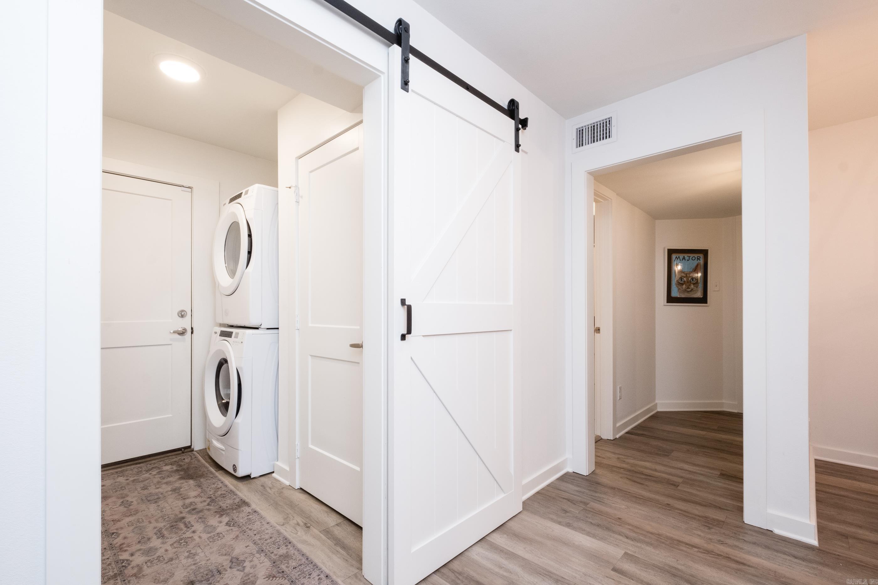 KINGWOOD PLACE - Residential