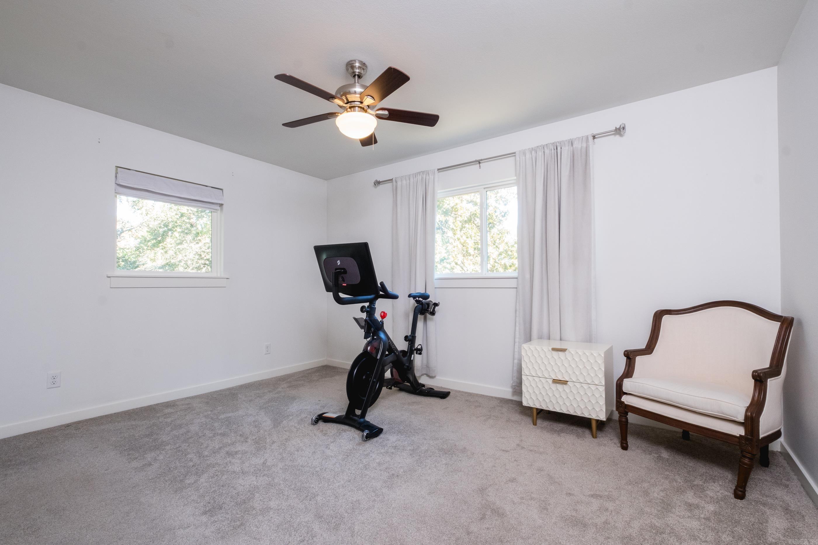 KINGWOOD PLACE - Residential