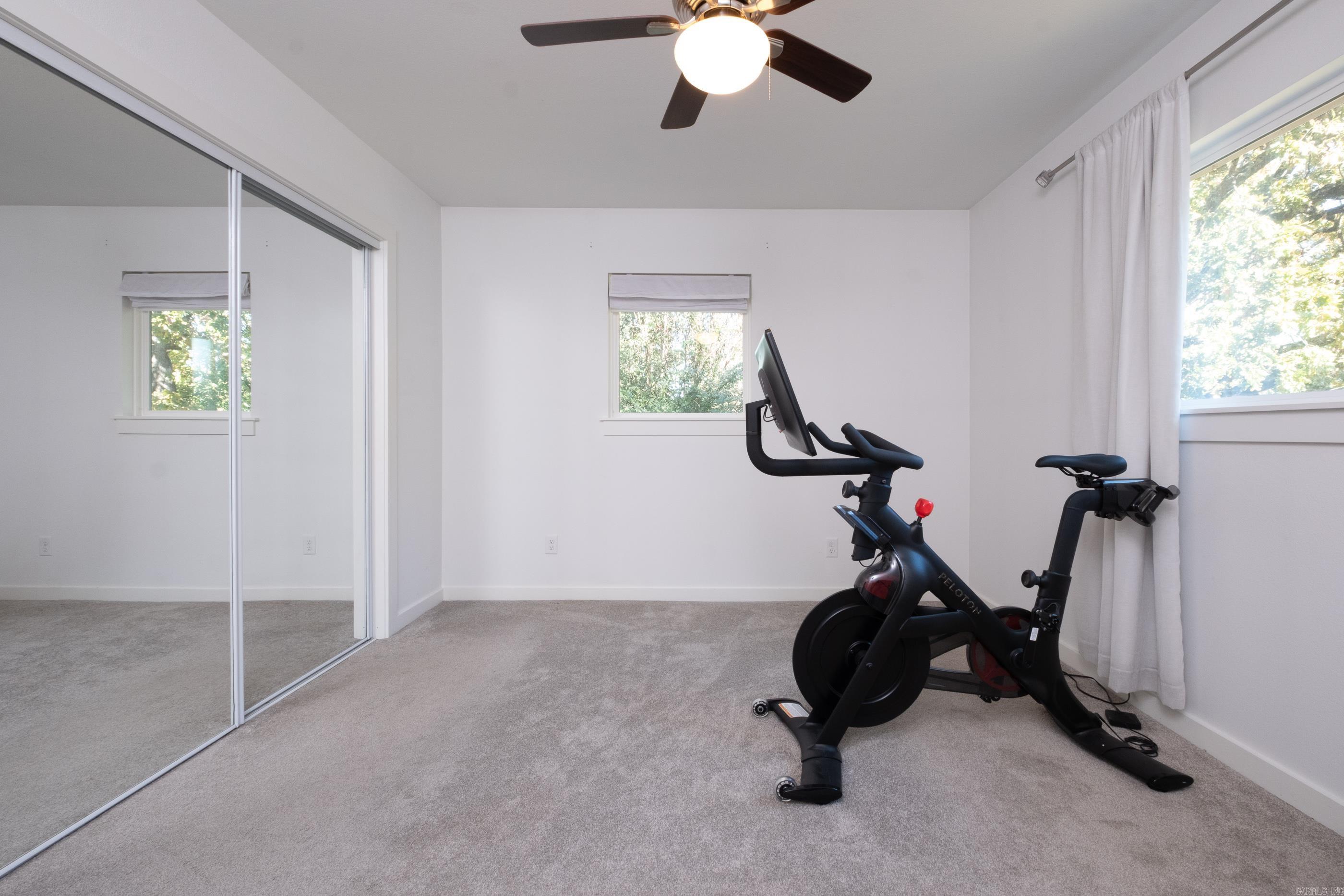 KINGWOOD PLACE - Residential