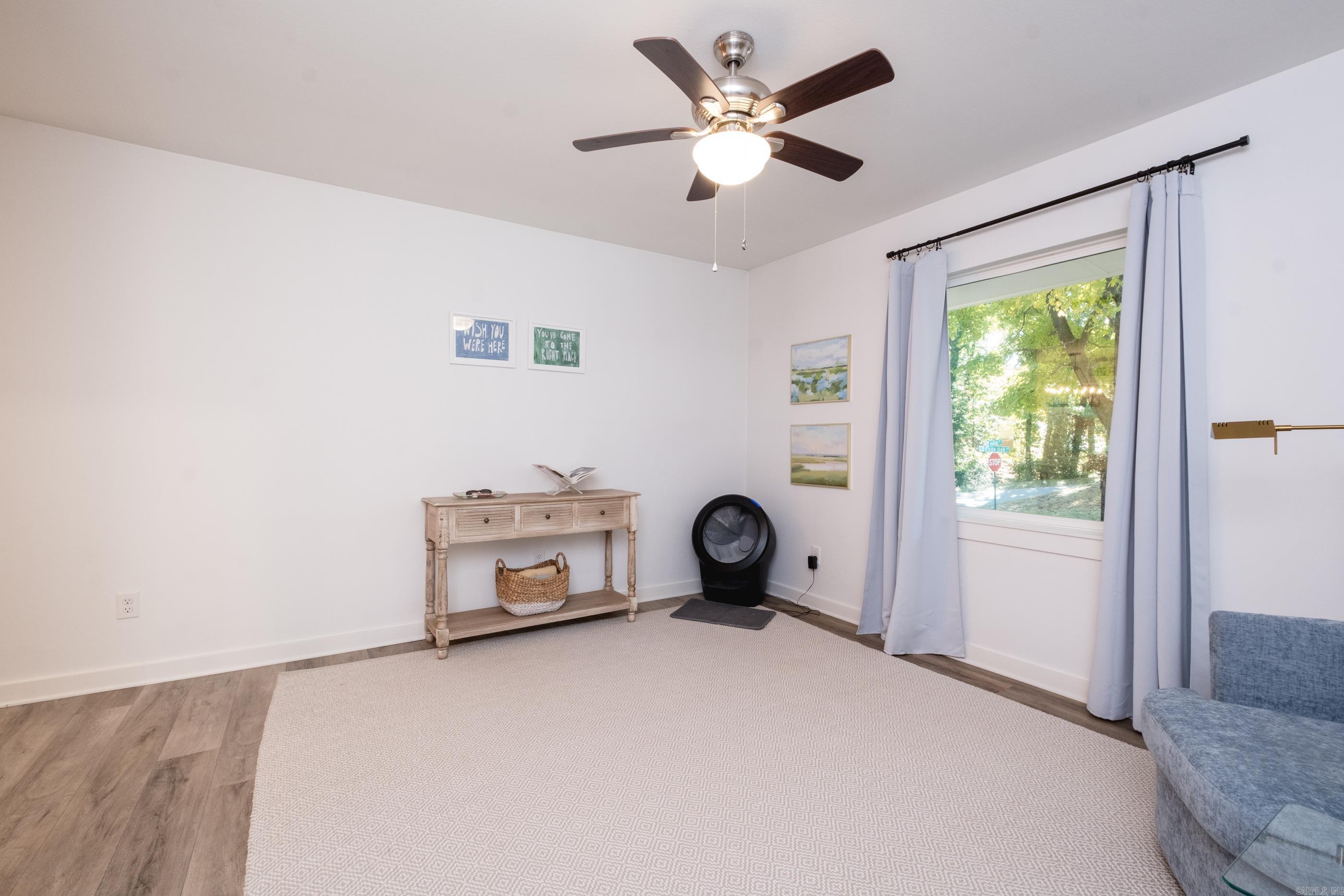 KINGWOOD PLACE - Residential