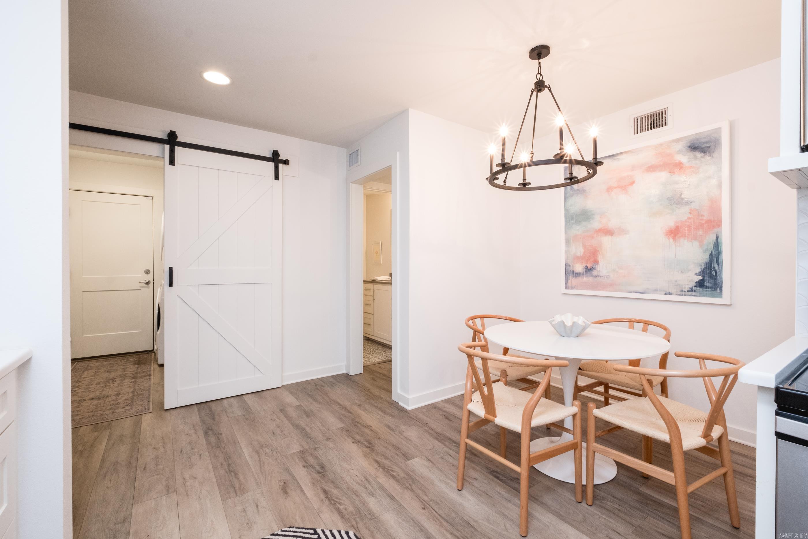 KINGWOOD PLACE - Residential