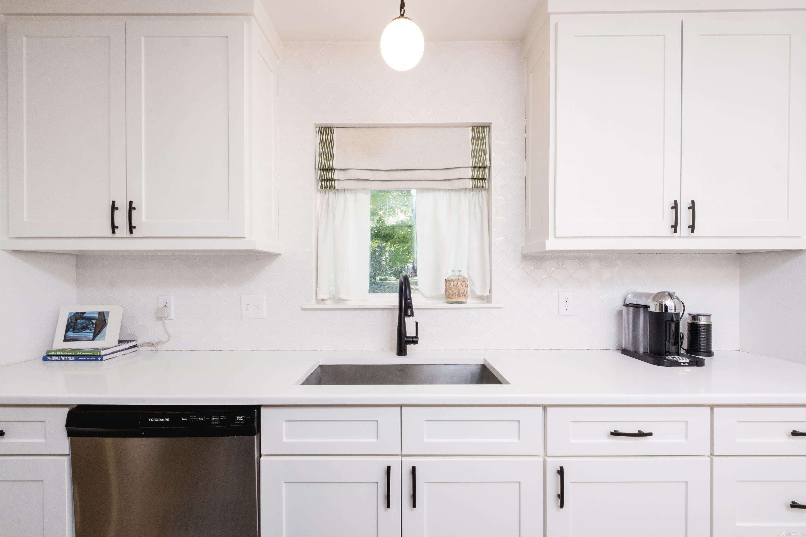 KINGWOOD PLACE - Residential