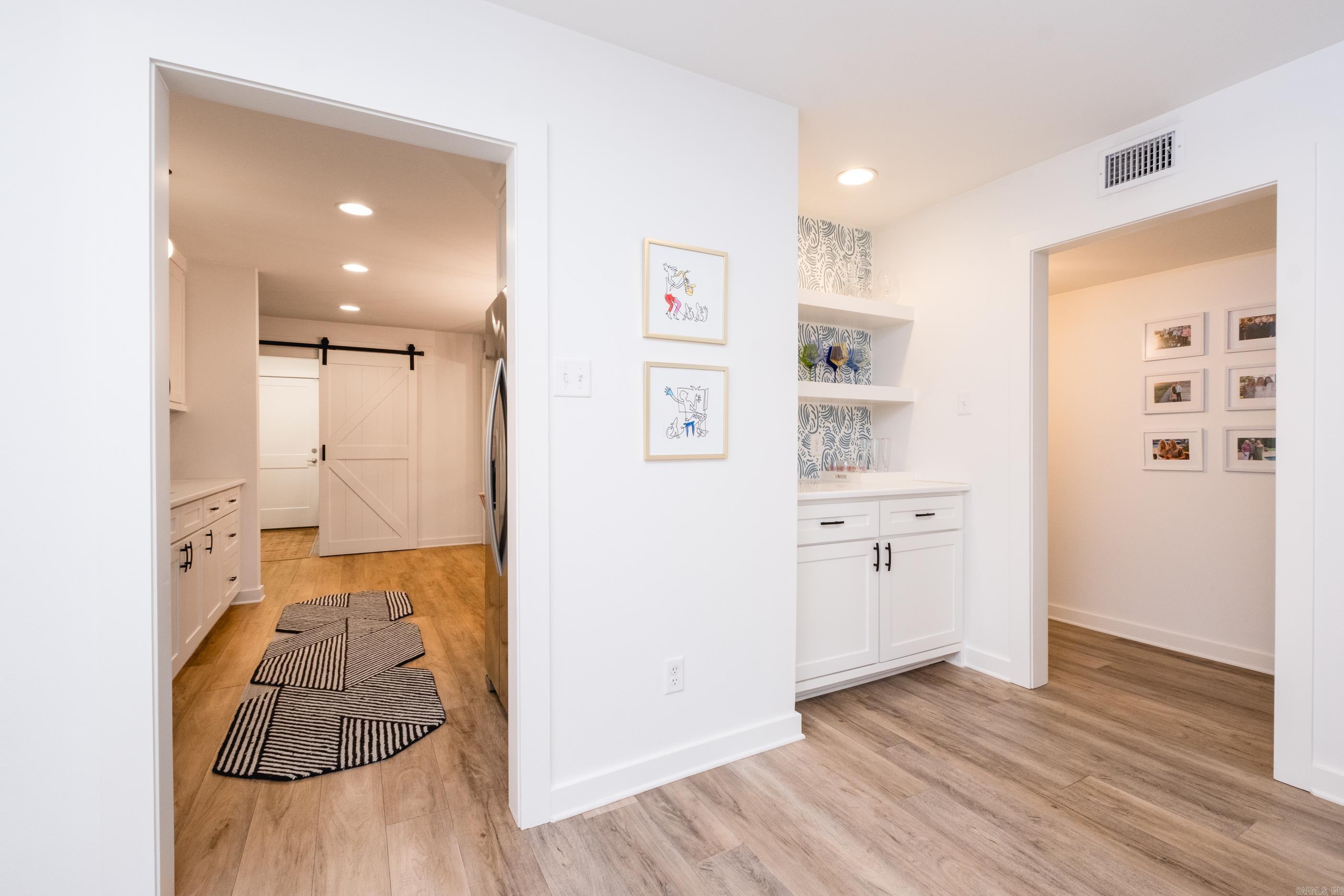 KINGWOOD PLACE - Residential