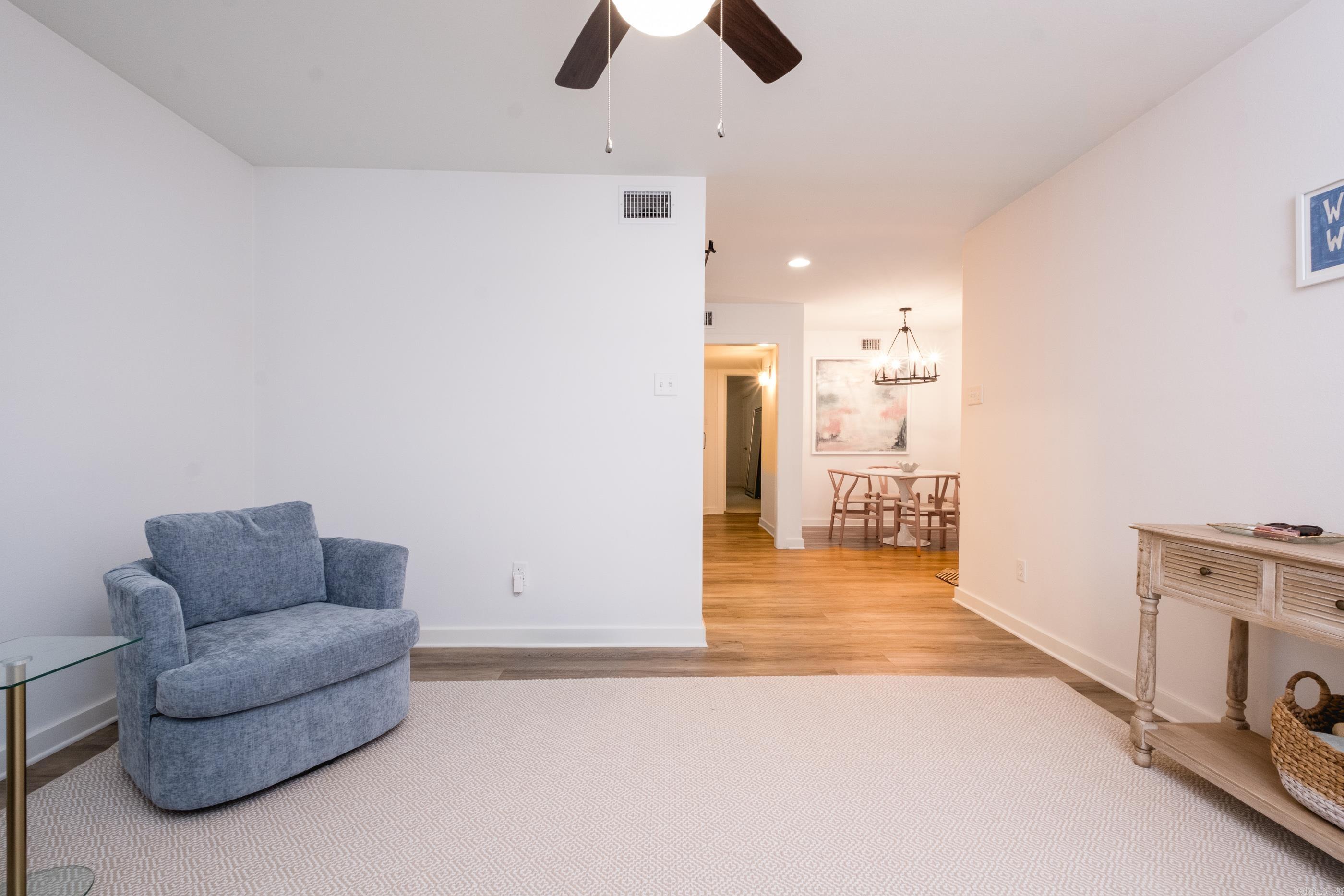 KINGWOOD PLACE - Residential