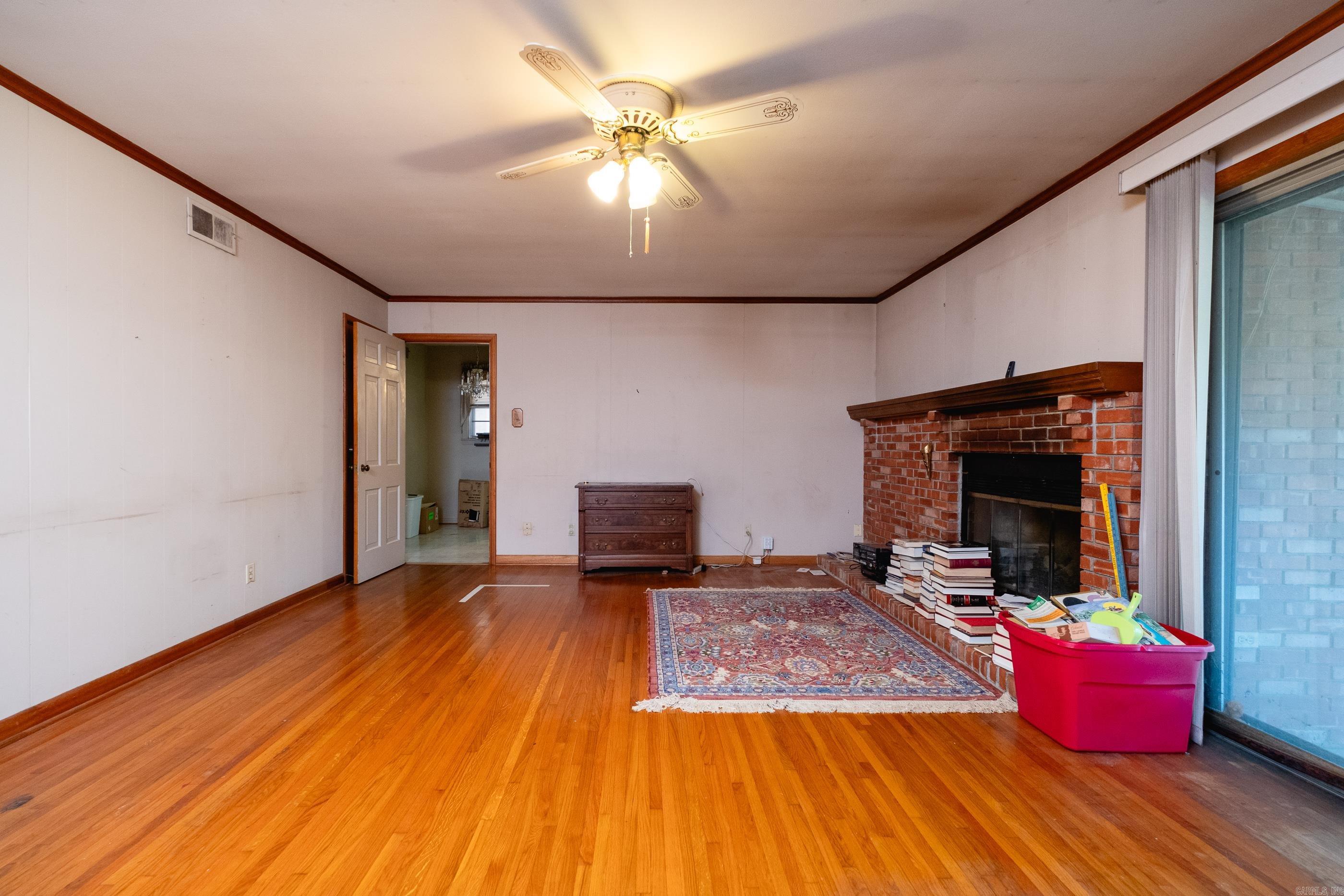 McIntosh - Residential