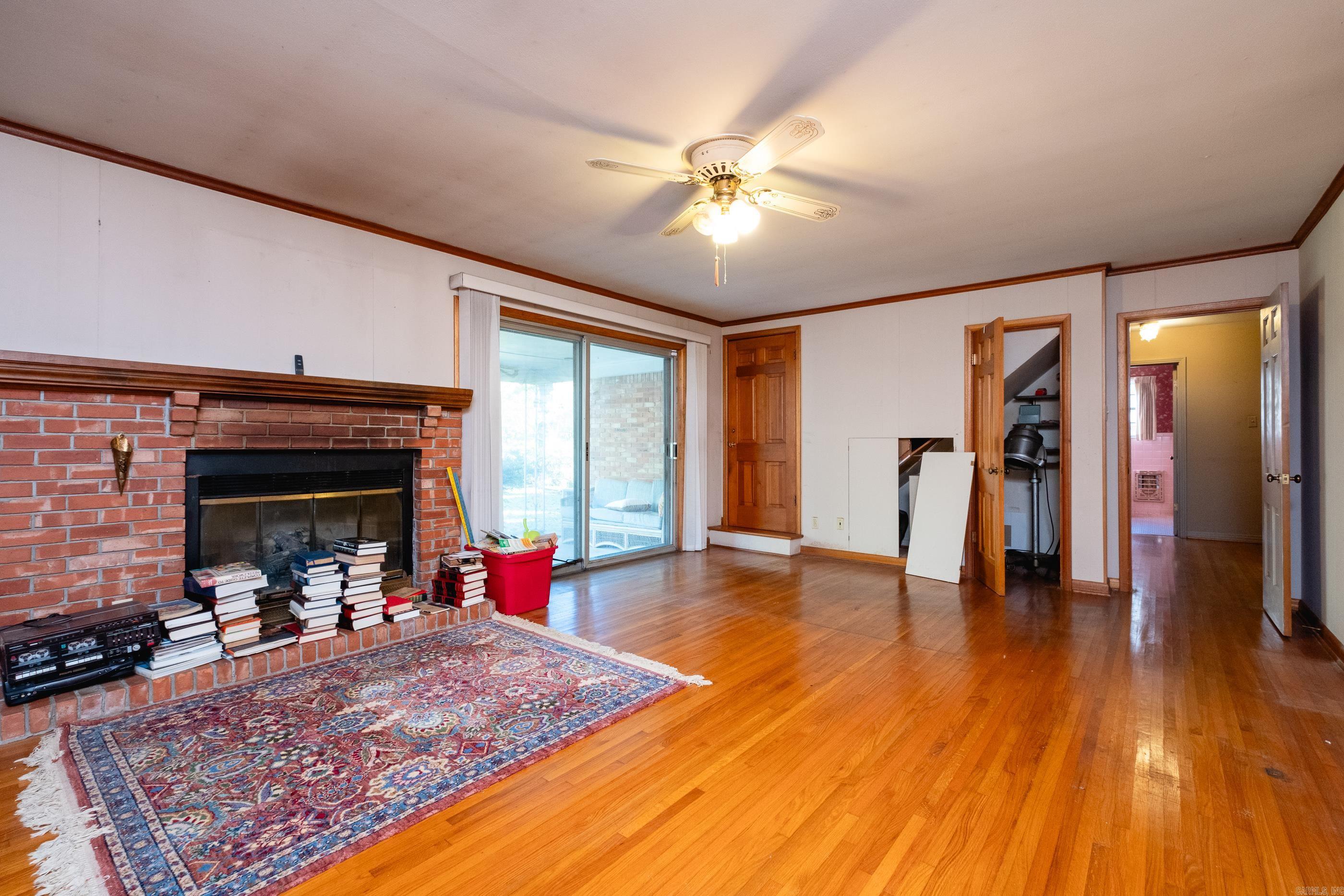 McIntosh - Residential