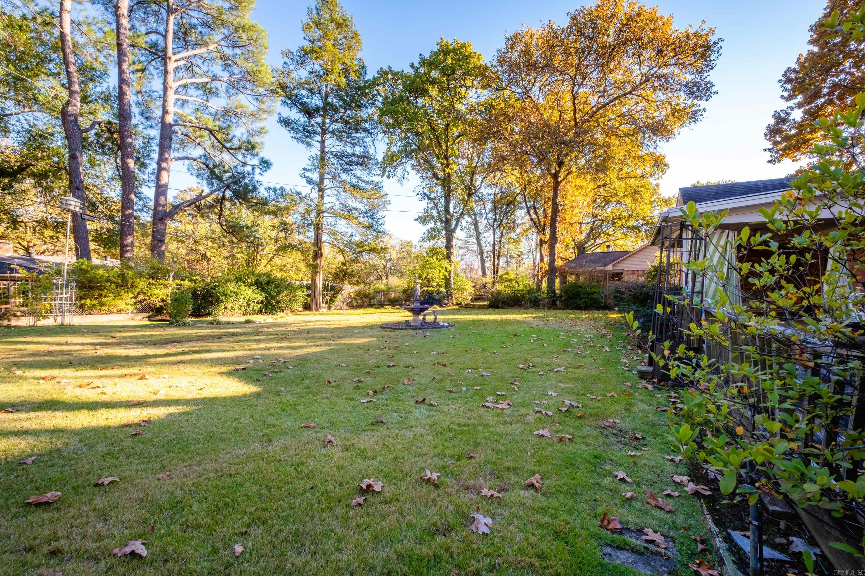 McIntosh - Residential