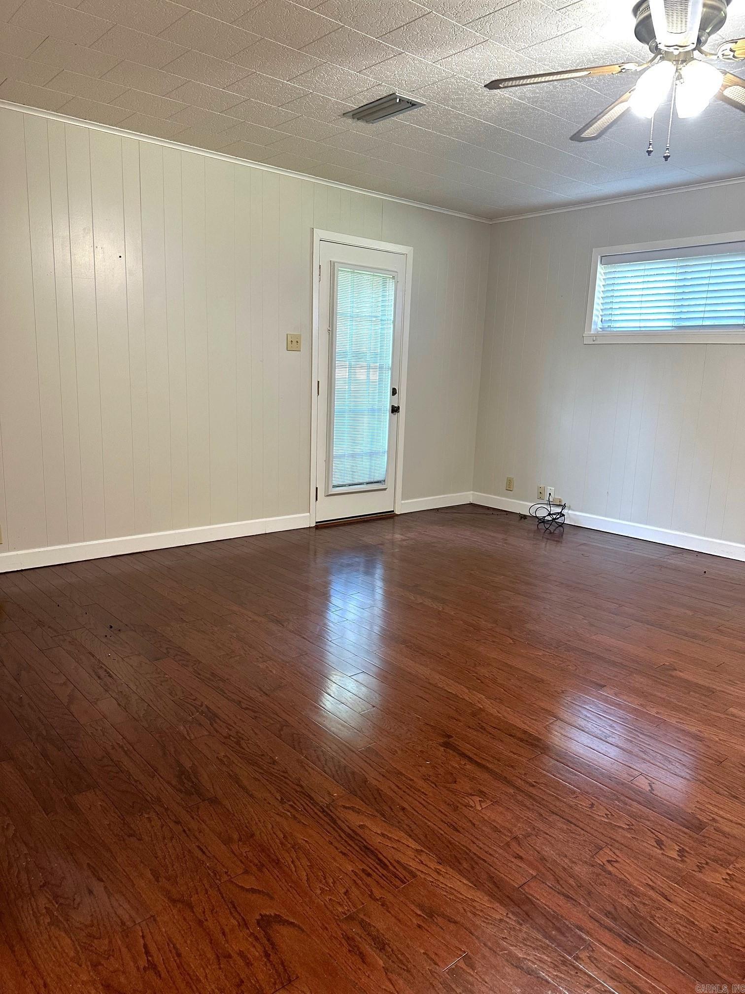 EAST MCCOMBS - Residential