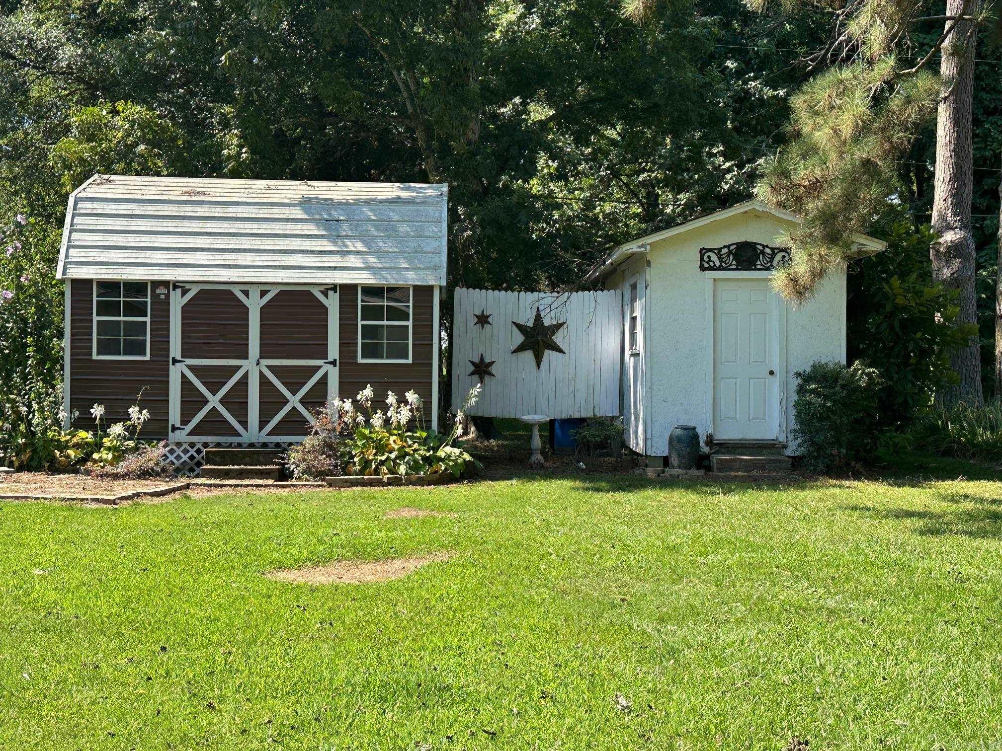 EAST MCCOMBS - Residential