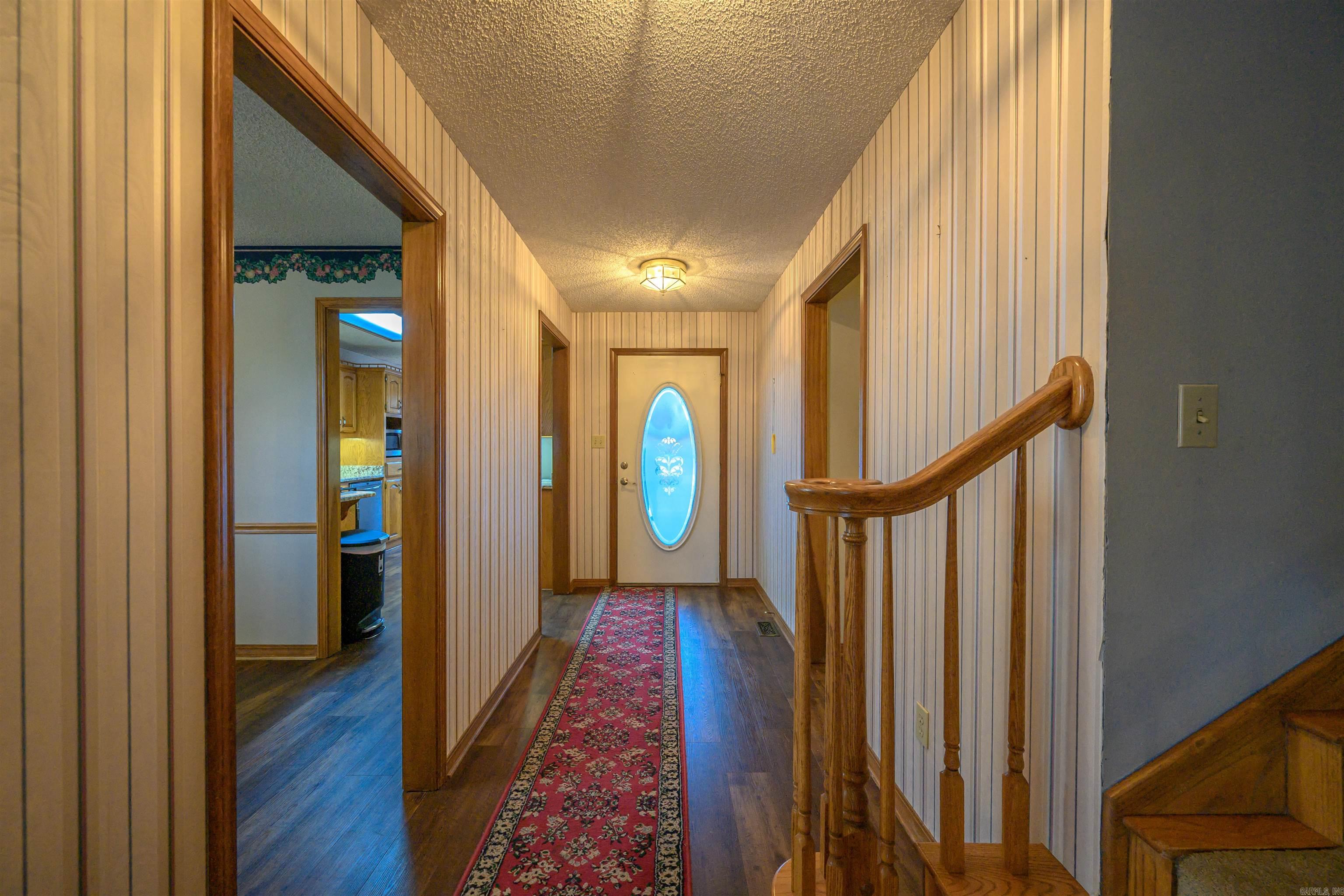 RIVER OAKS - Residential