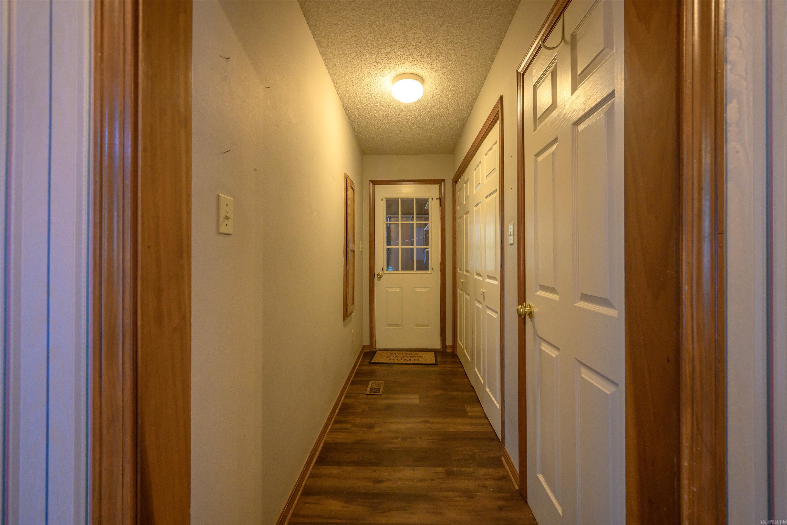 RIVER OAKS - Residential