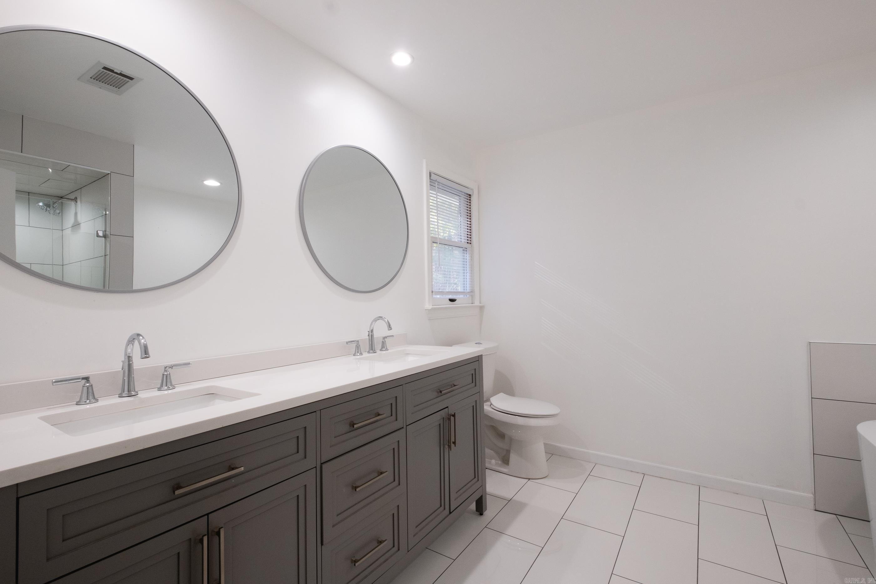 HILLSBOROUGH - Residential