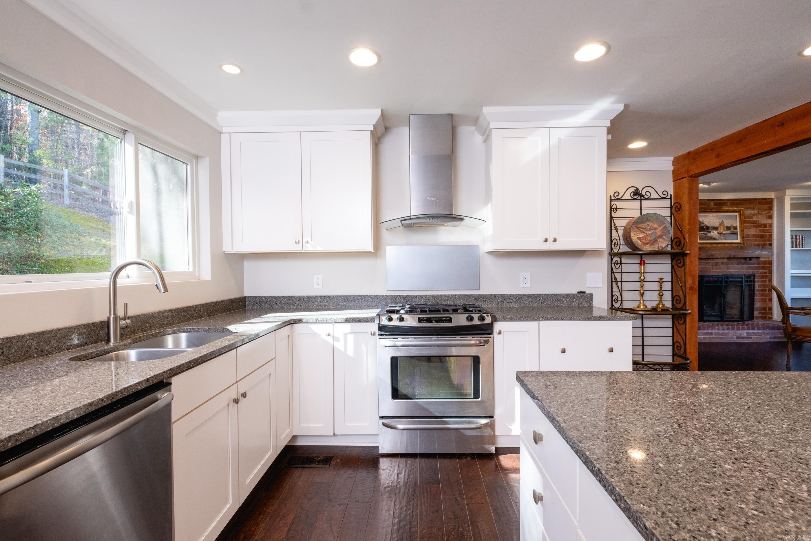 HILLSBOROUGH - Residential