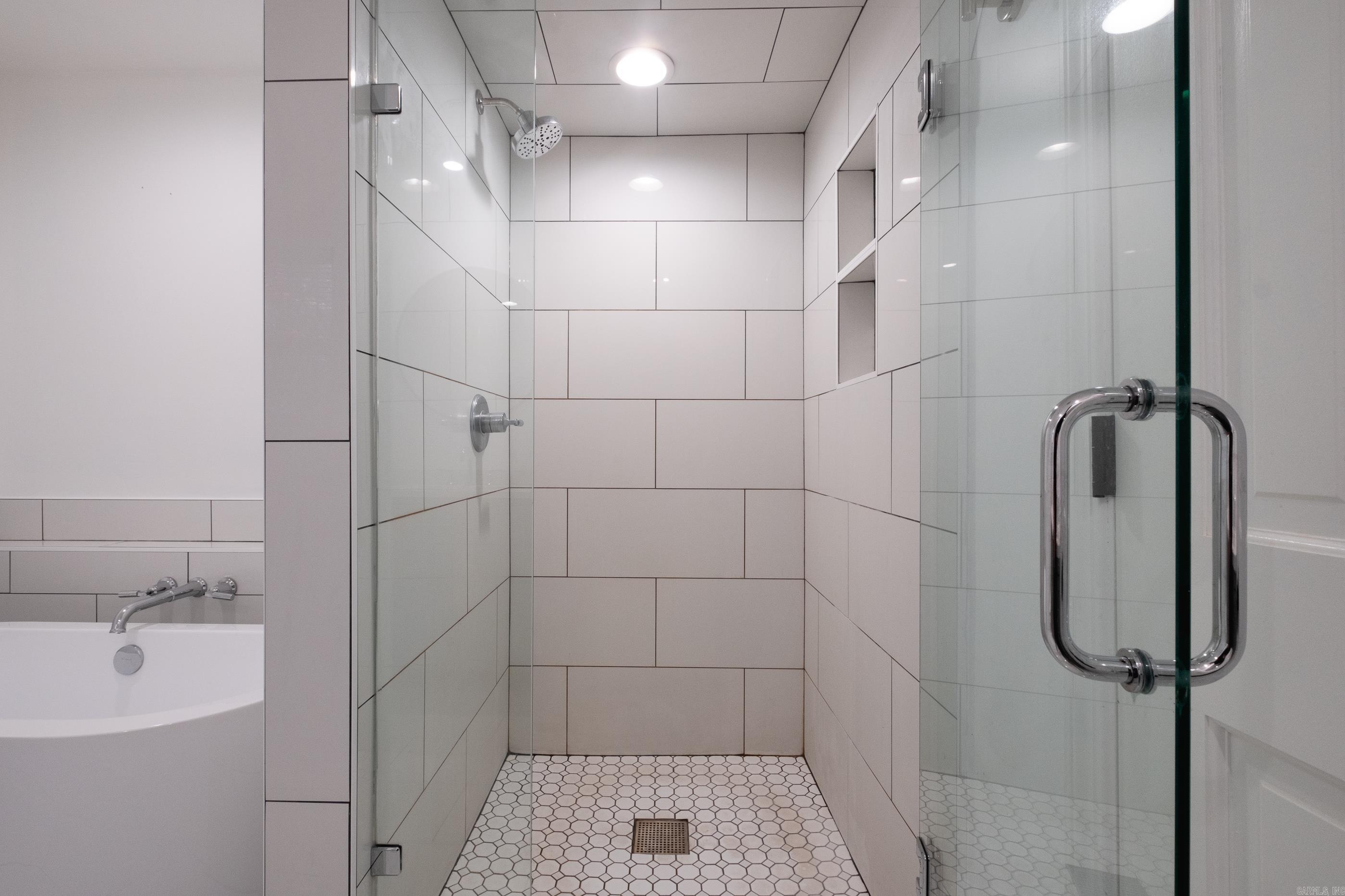 HILLSBOROUGH - Residential