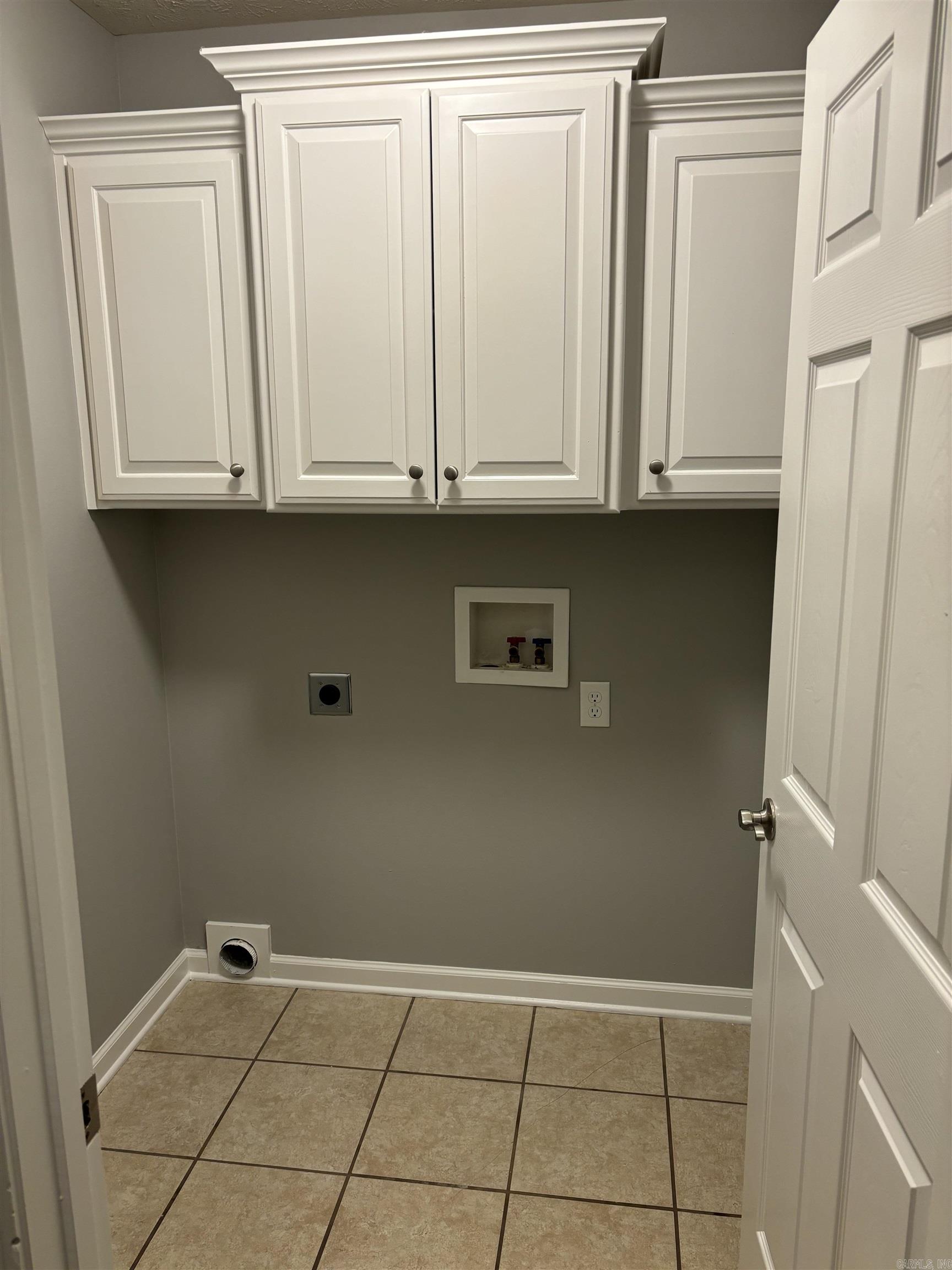 WILLOW LAKE - Residential