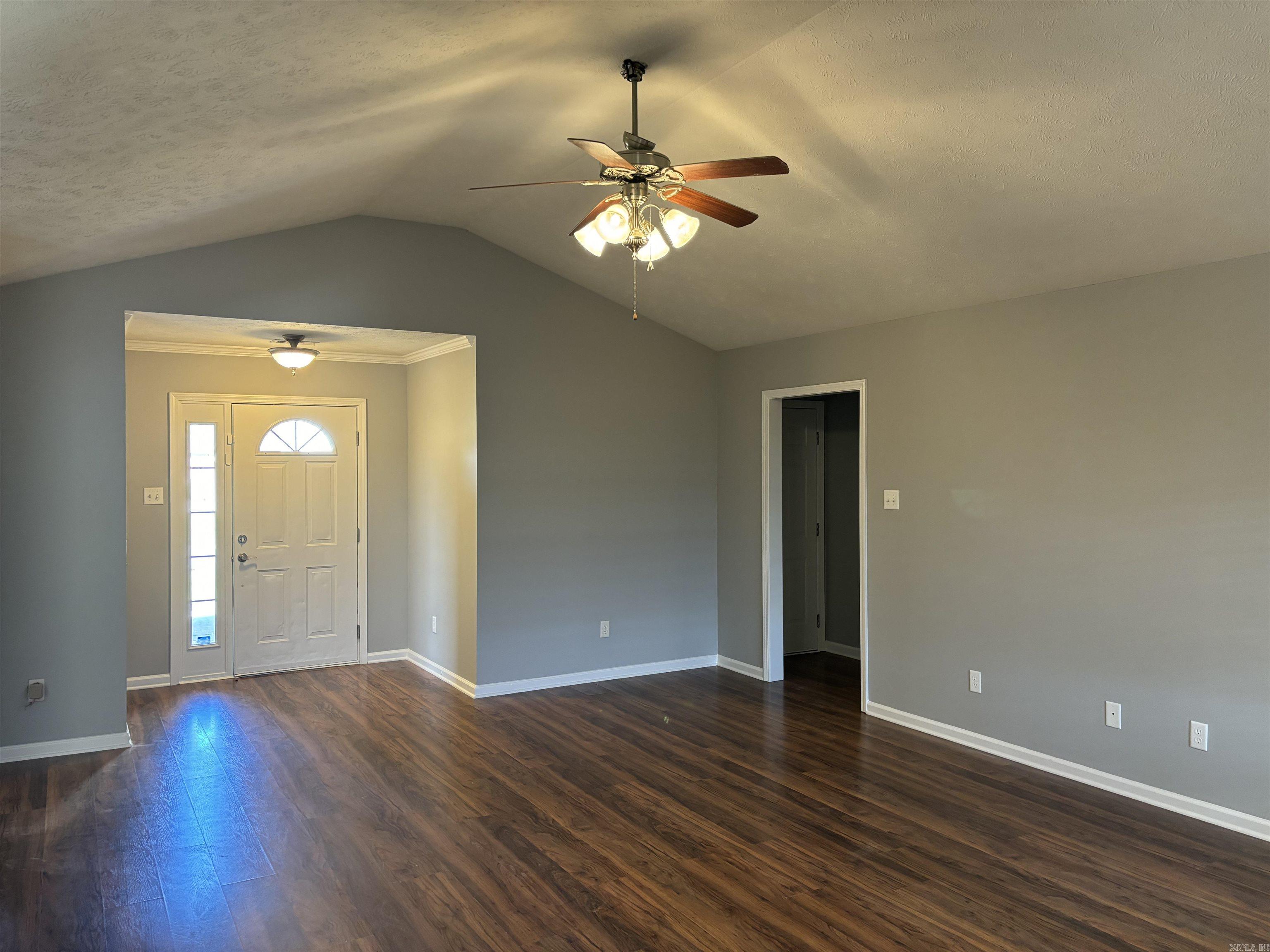 WILLOW LAKE - Residential