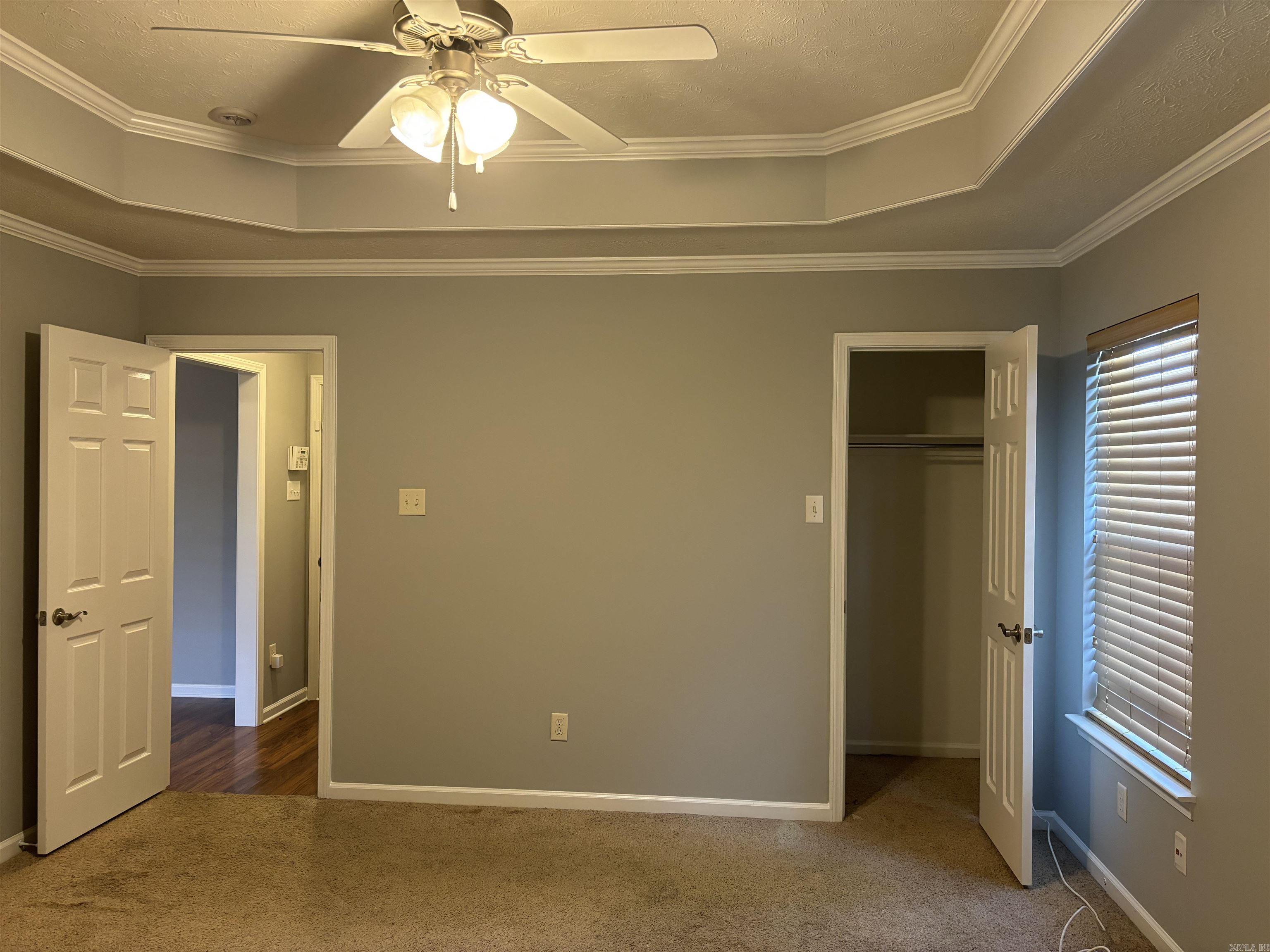 WILLOW LAKE - Residential