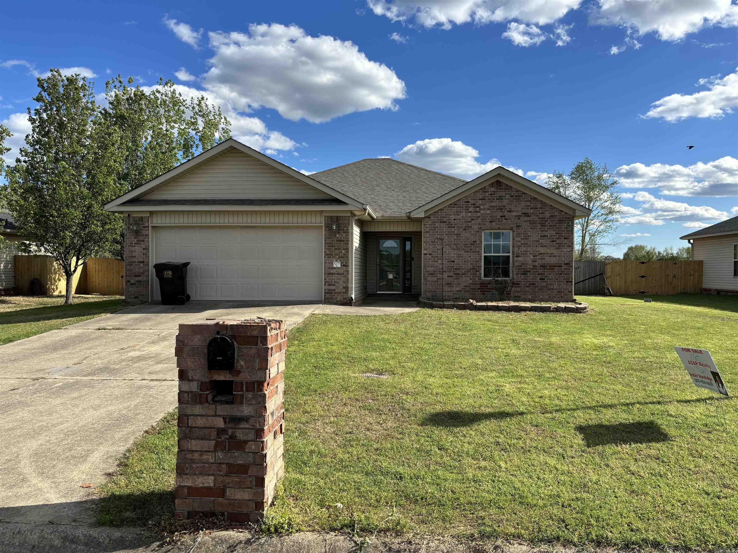 WILLOW LAKE - Residential