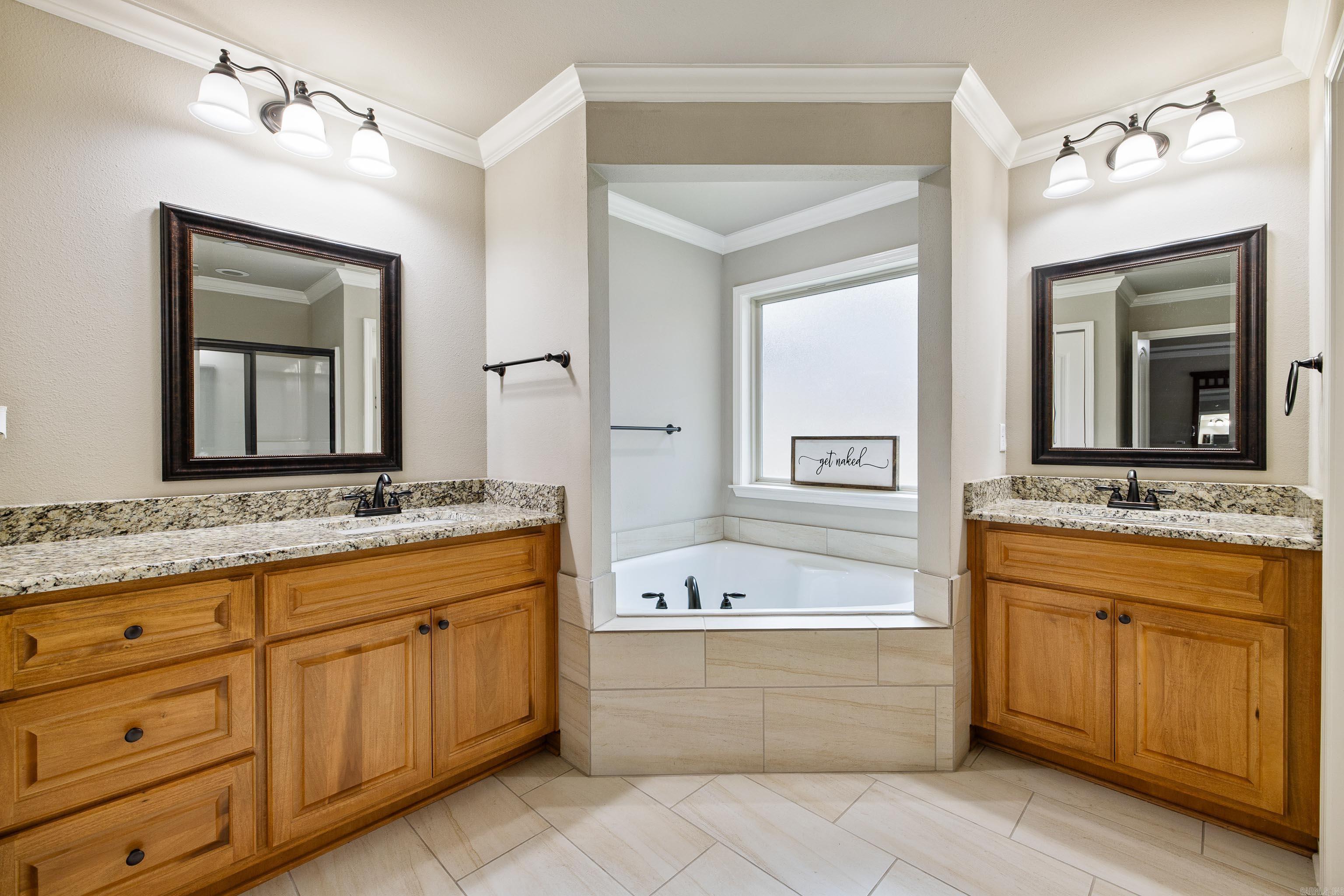 PINEWOOD ESTATES - Residential