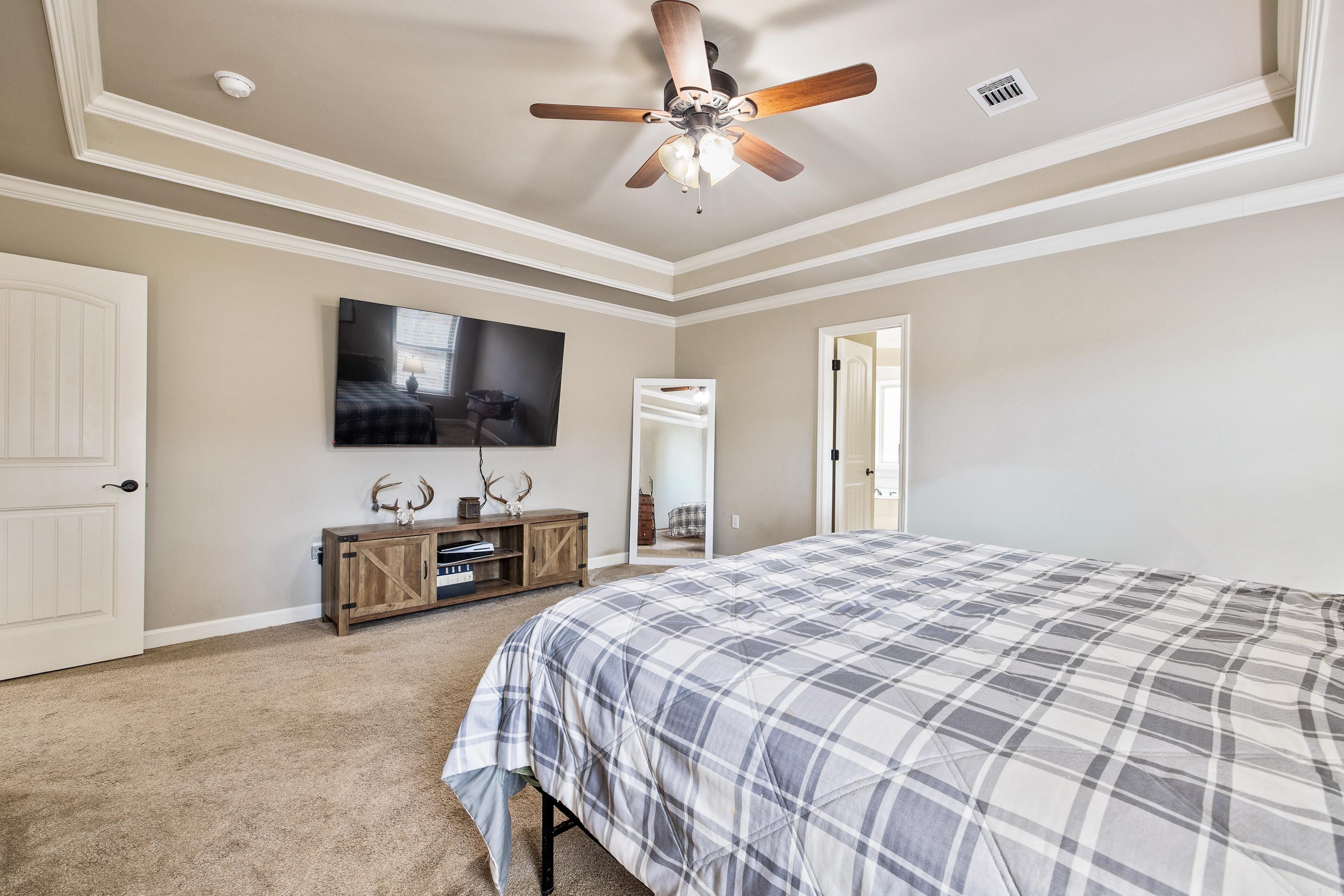 PINEWOOD ESTATES - Residential