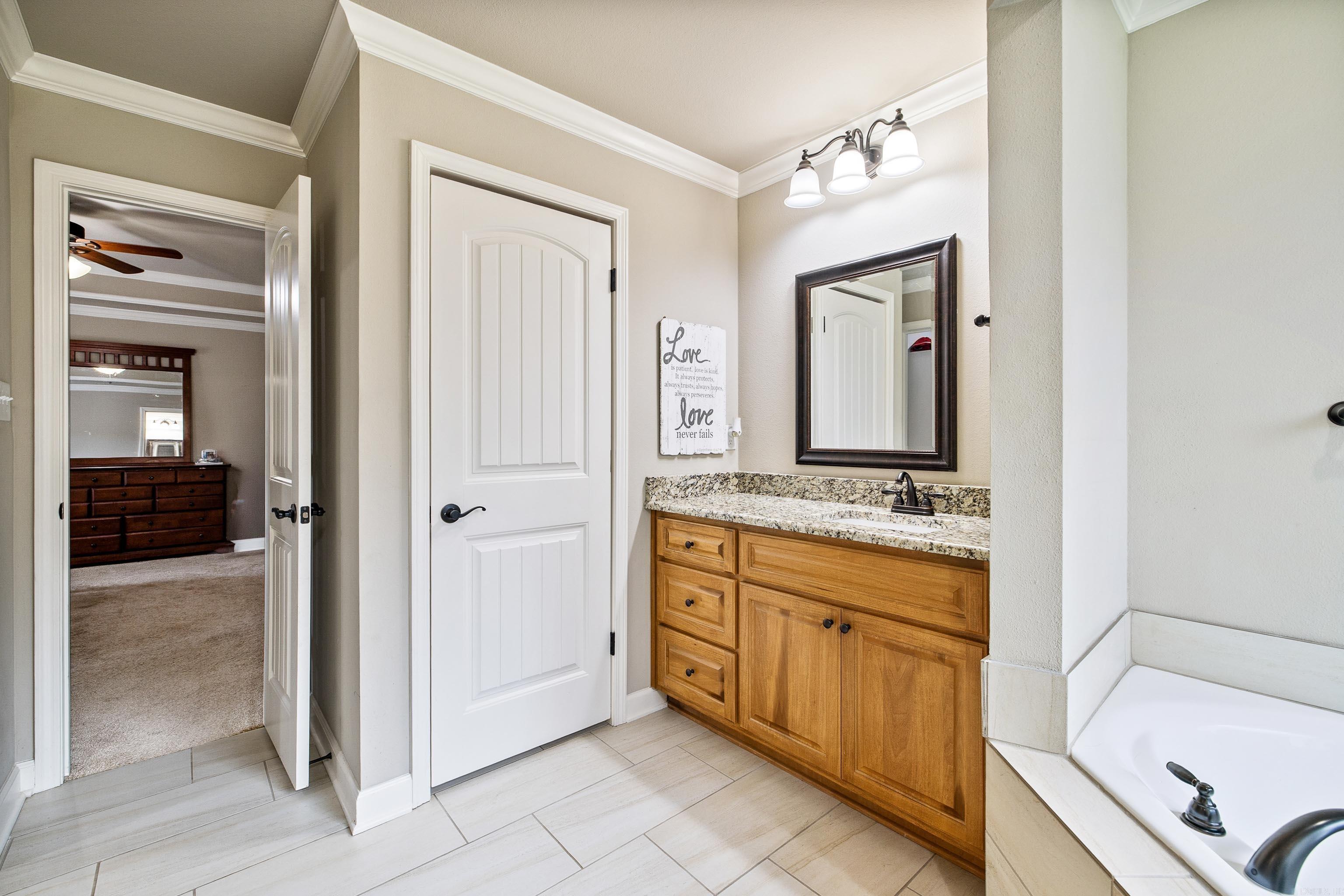 PINEWOOD ESTATES - Residential