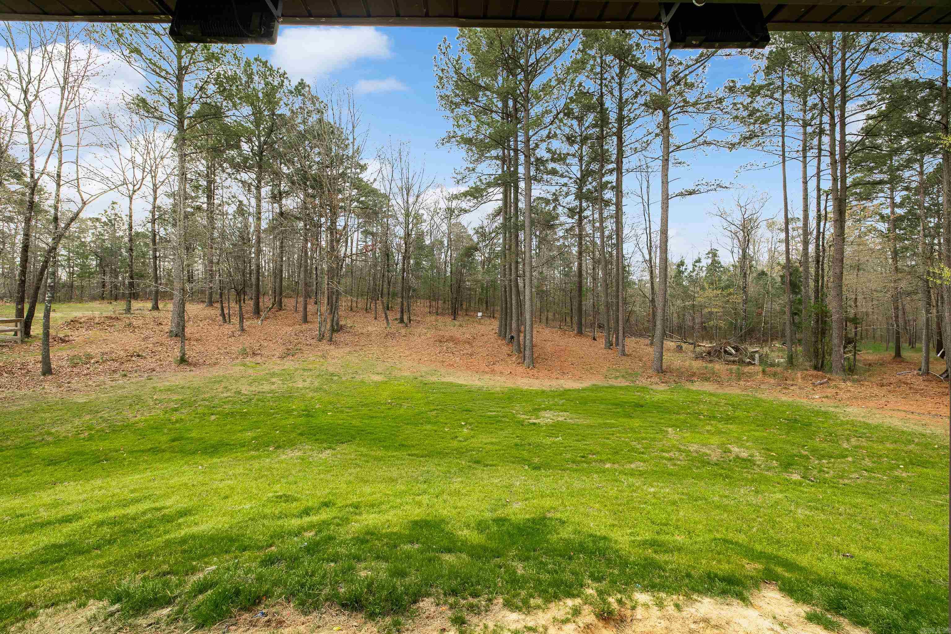 PINEWOOD ESTATES - Residential