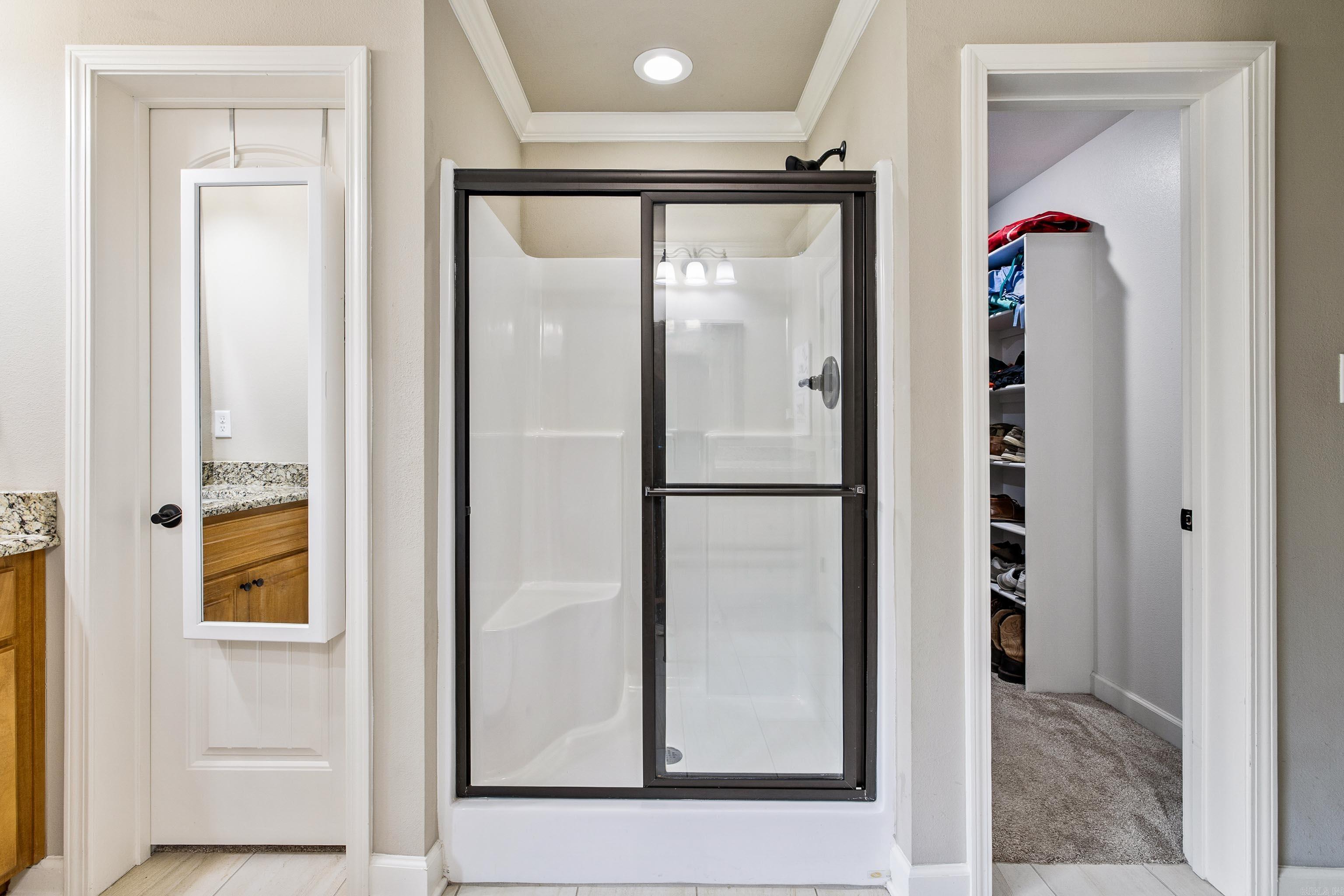 PINEWOOD ESTATES - Residential