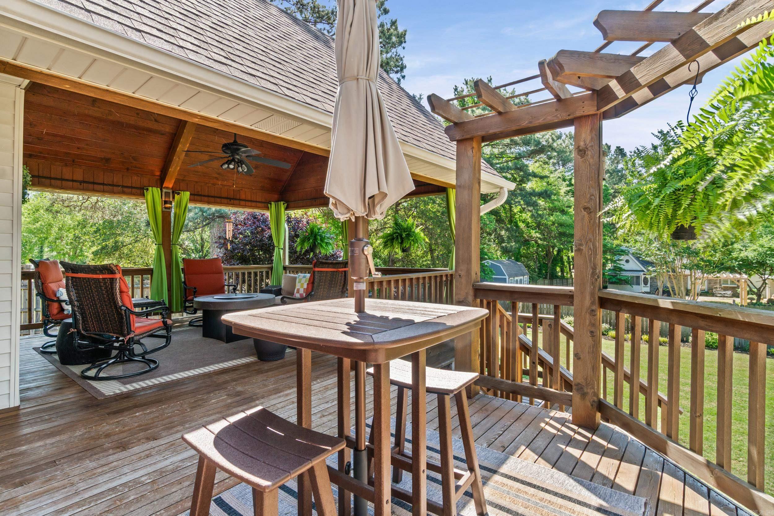 WALKER HEIGHTS ADD - Residential