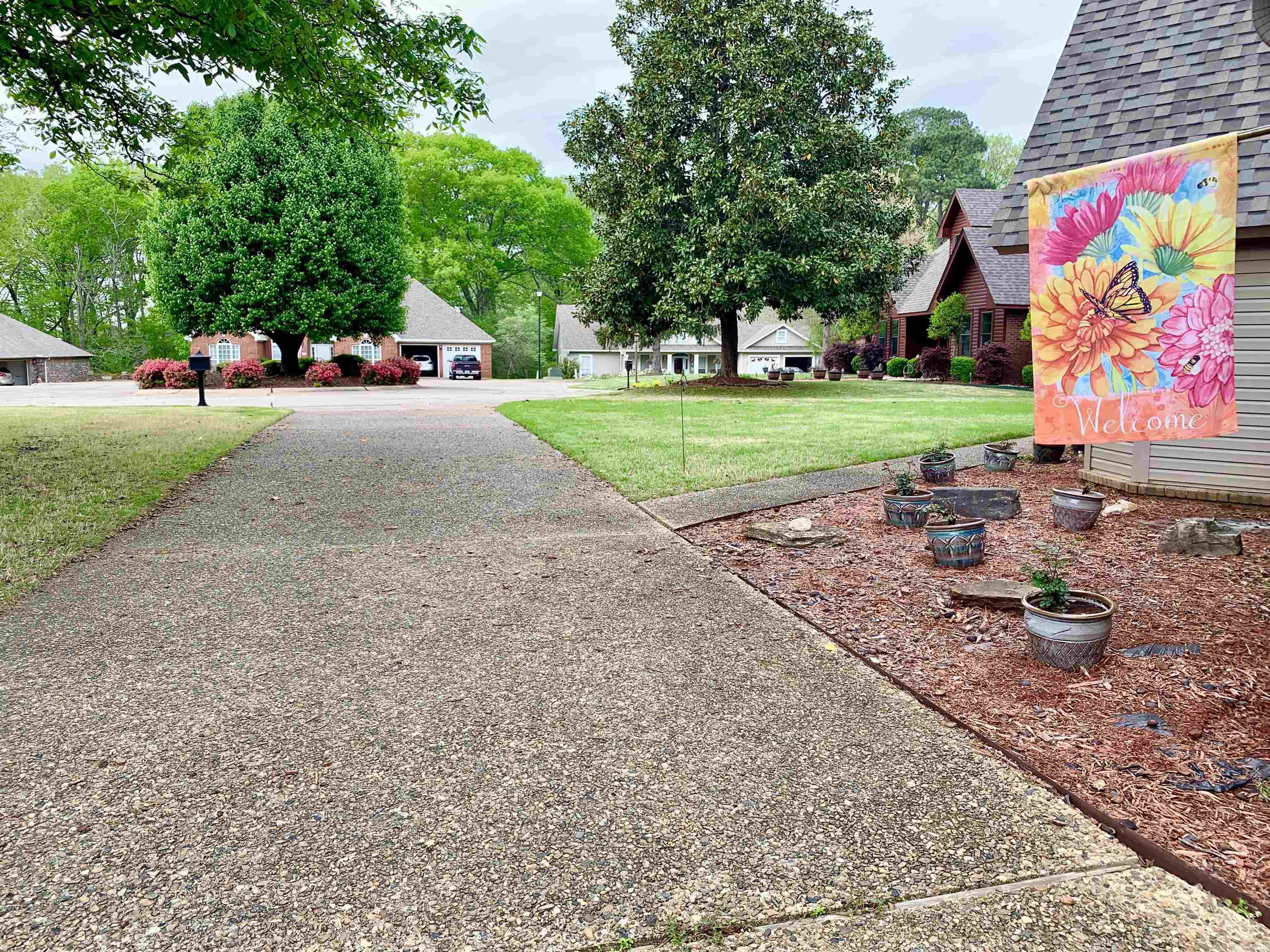 WELLINGTON POINTE - Residential