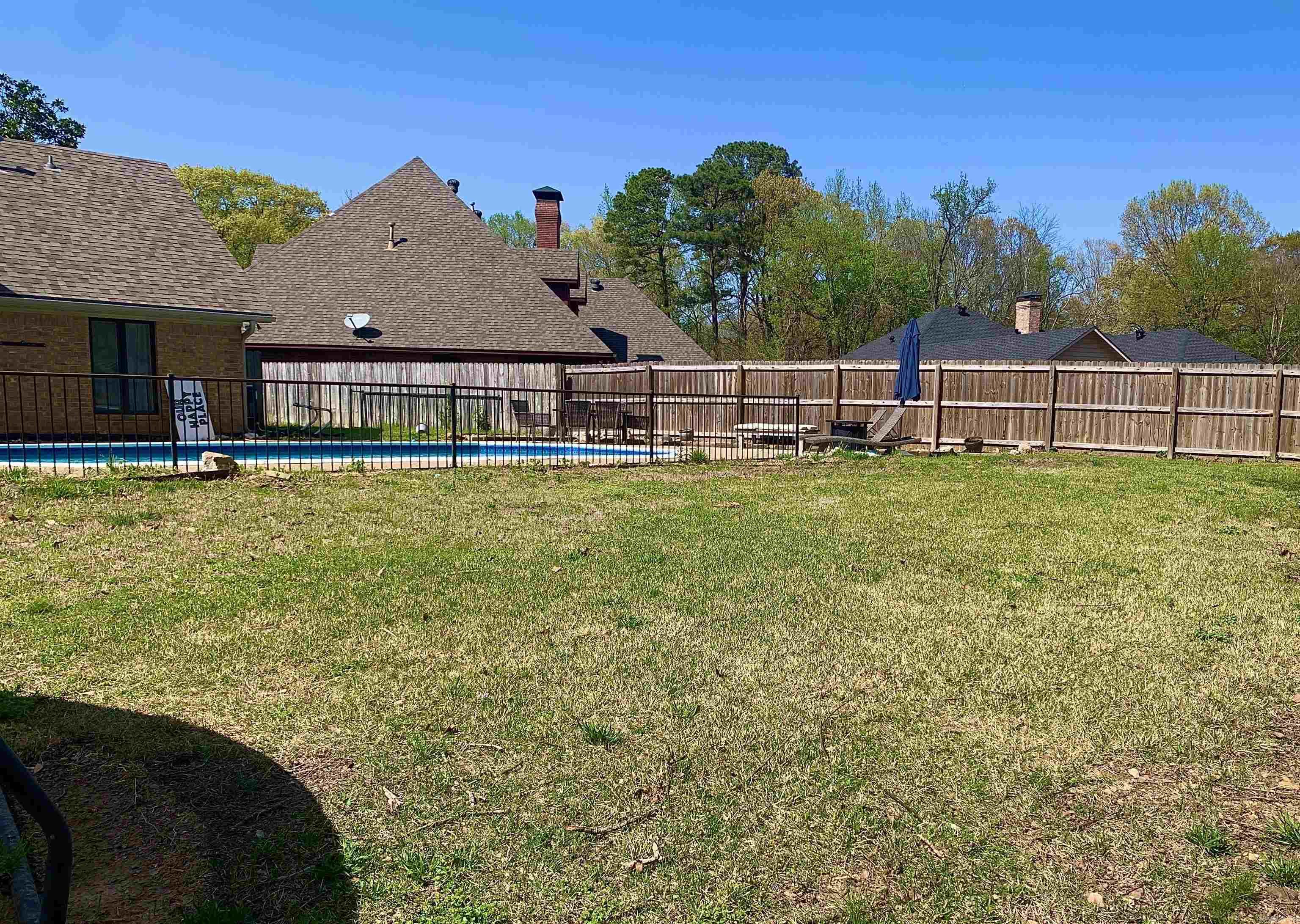 WELLINGTON POINTE - Residential