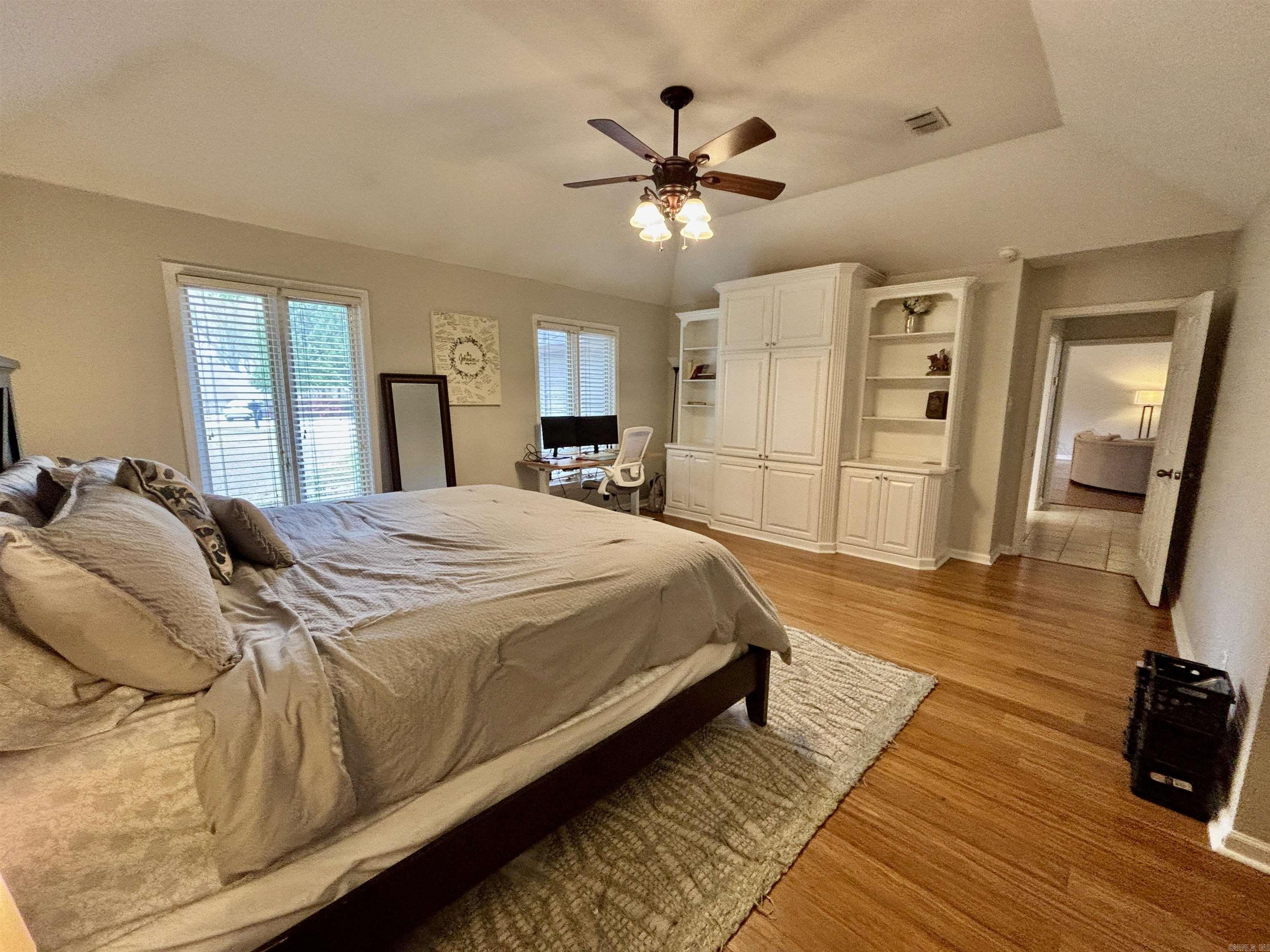 WELLINGTON POINTE - Residential