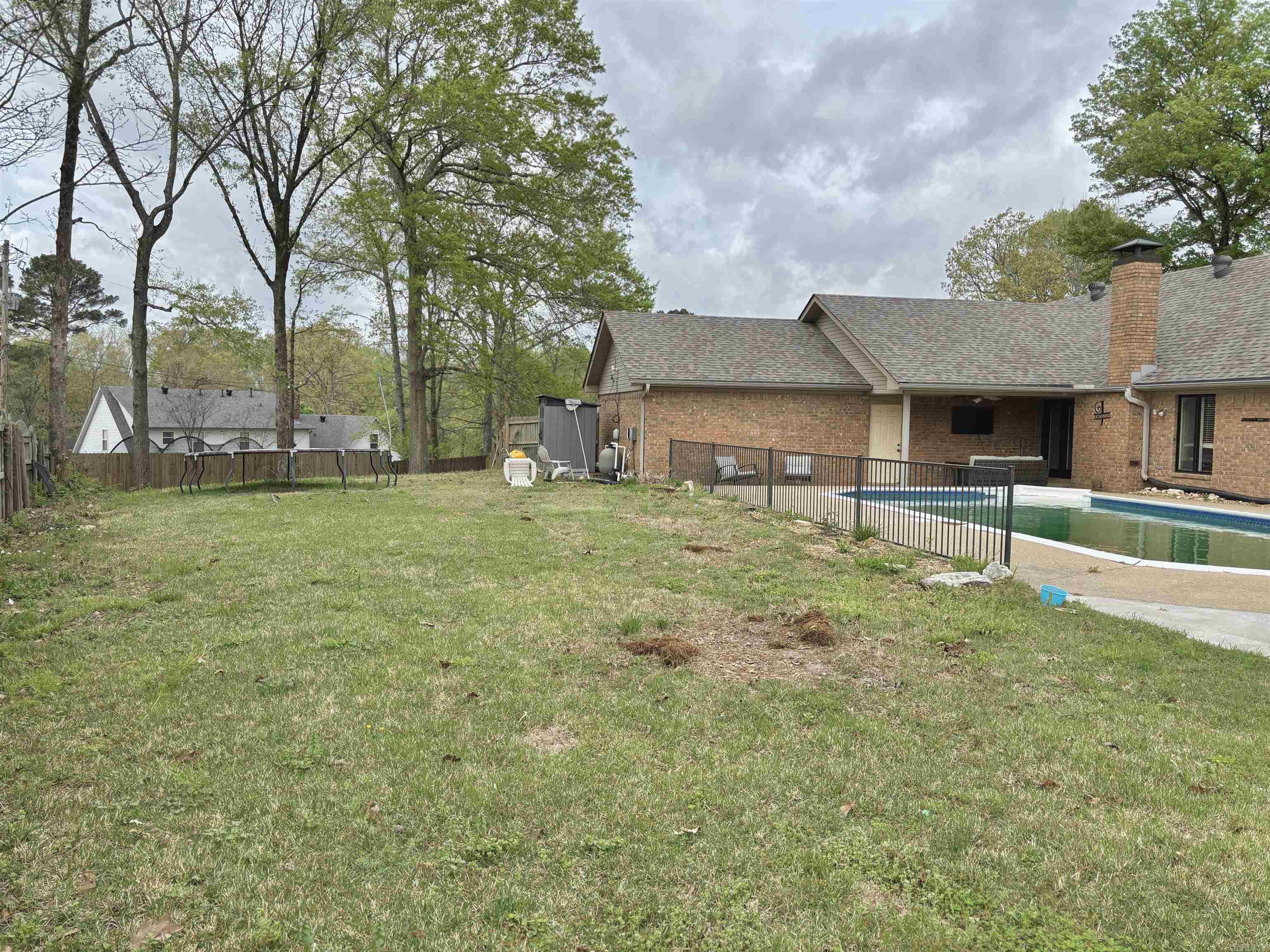 WELLINGTON POINTE - Residential