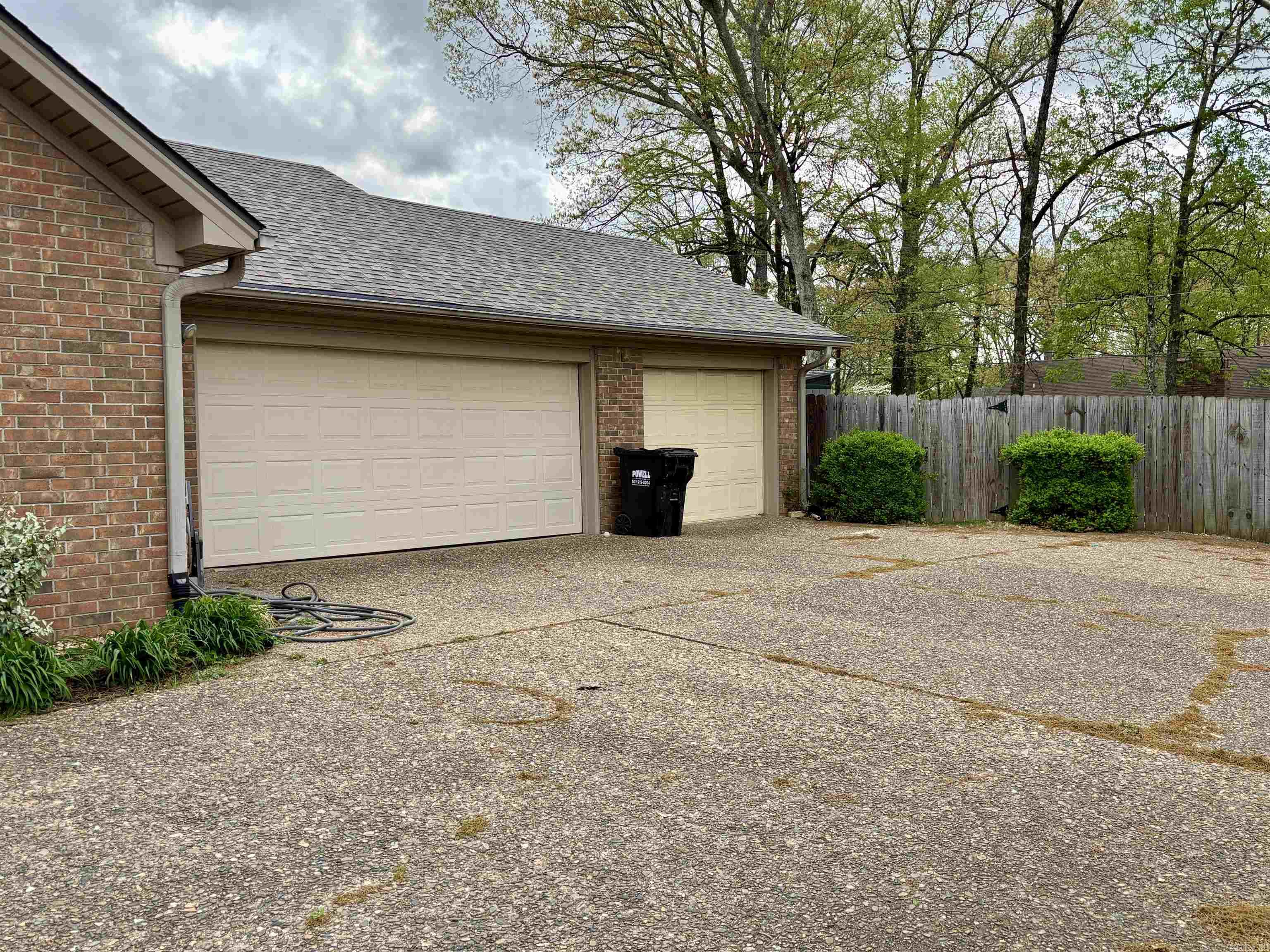 WELLINGTON POINTE - Residential