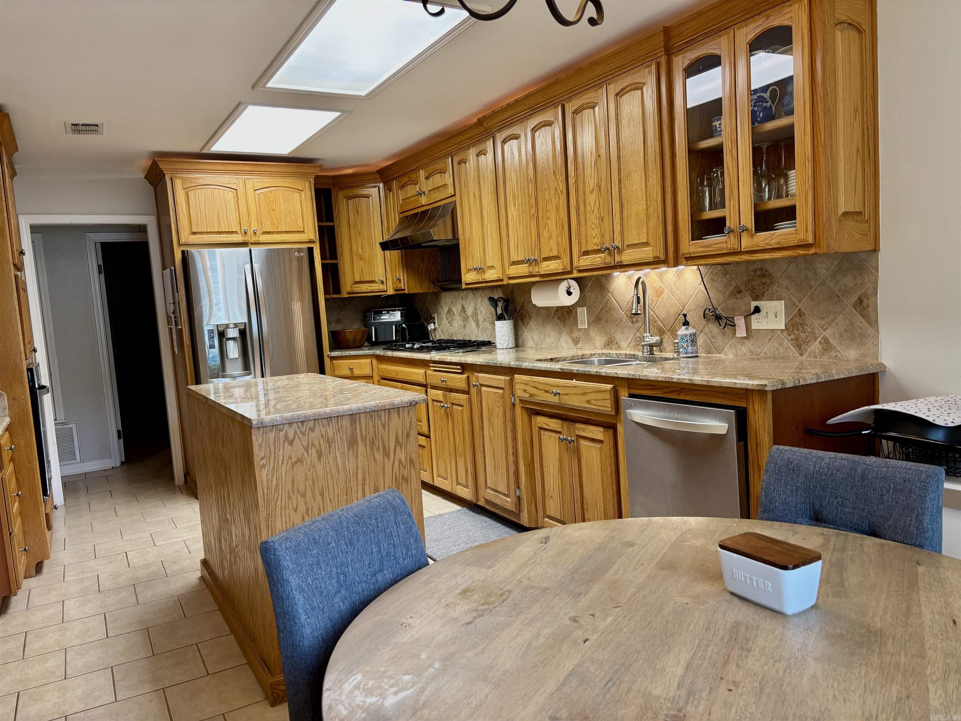 WELLINGTON POINTE - Residential