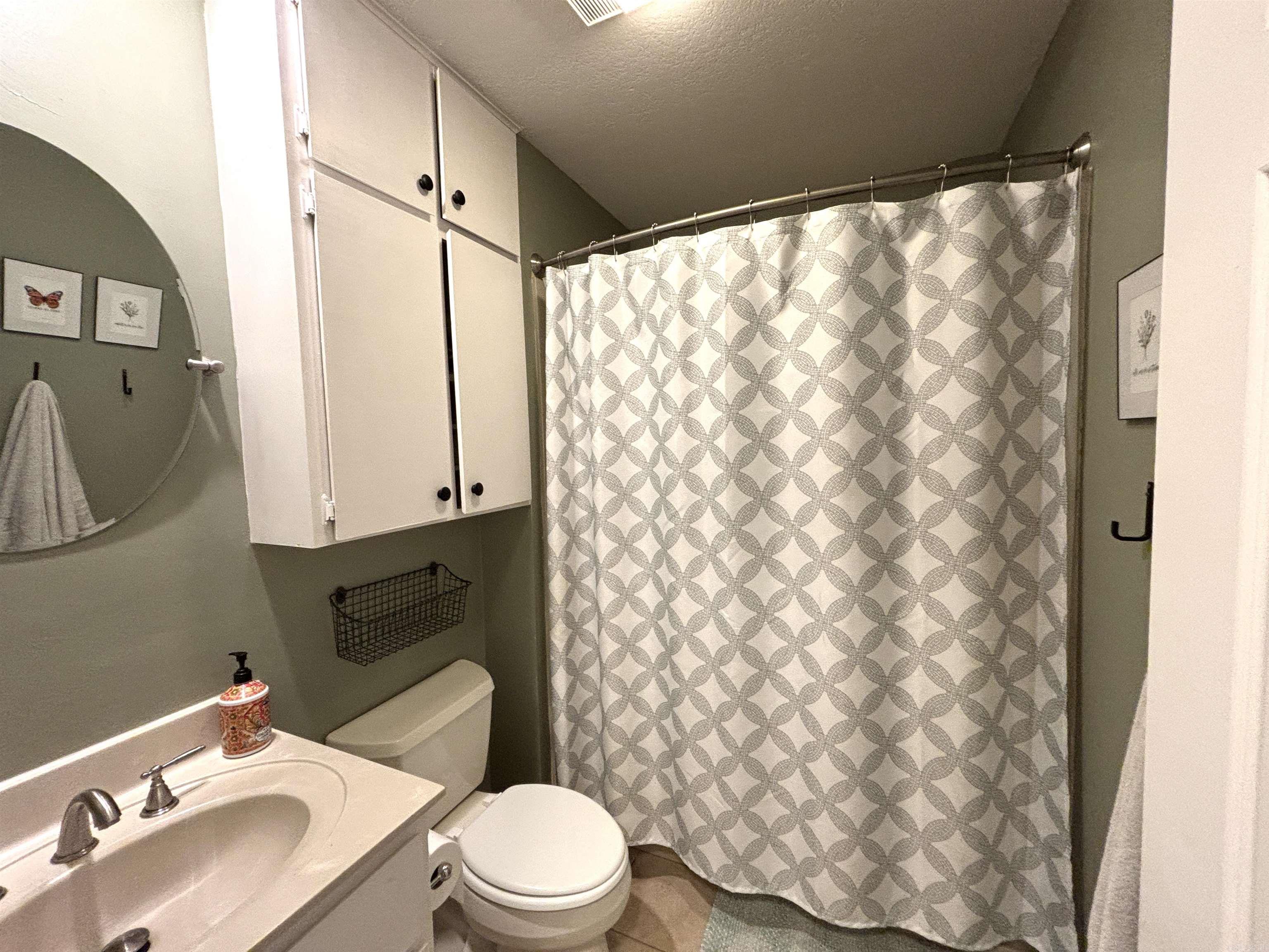 WELLINGTON POINTE - Residential