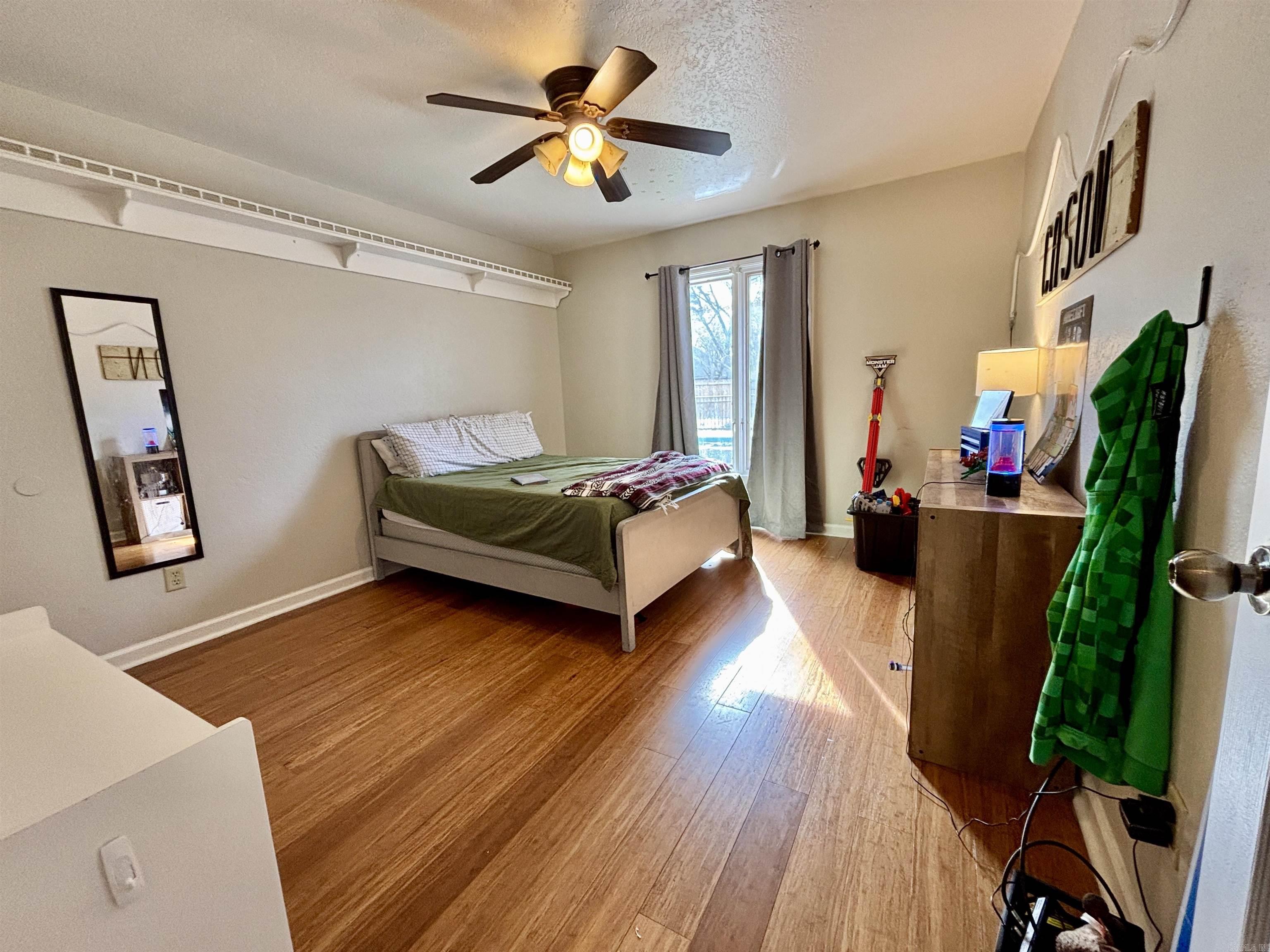 WELLINGTON POINTE - Residential