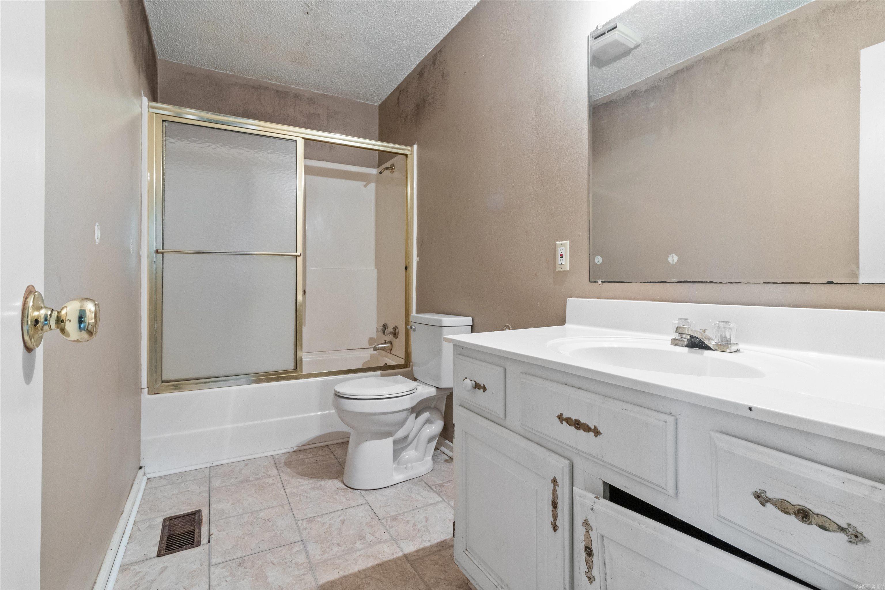 EUCLID PLACE - Residential