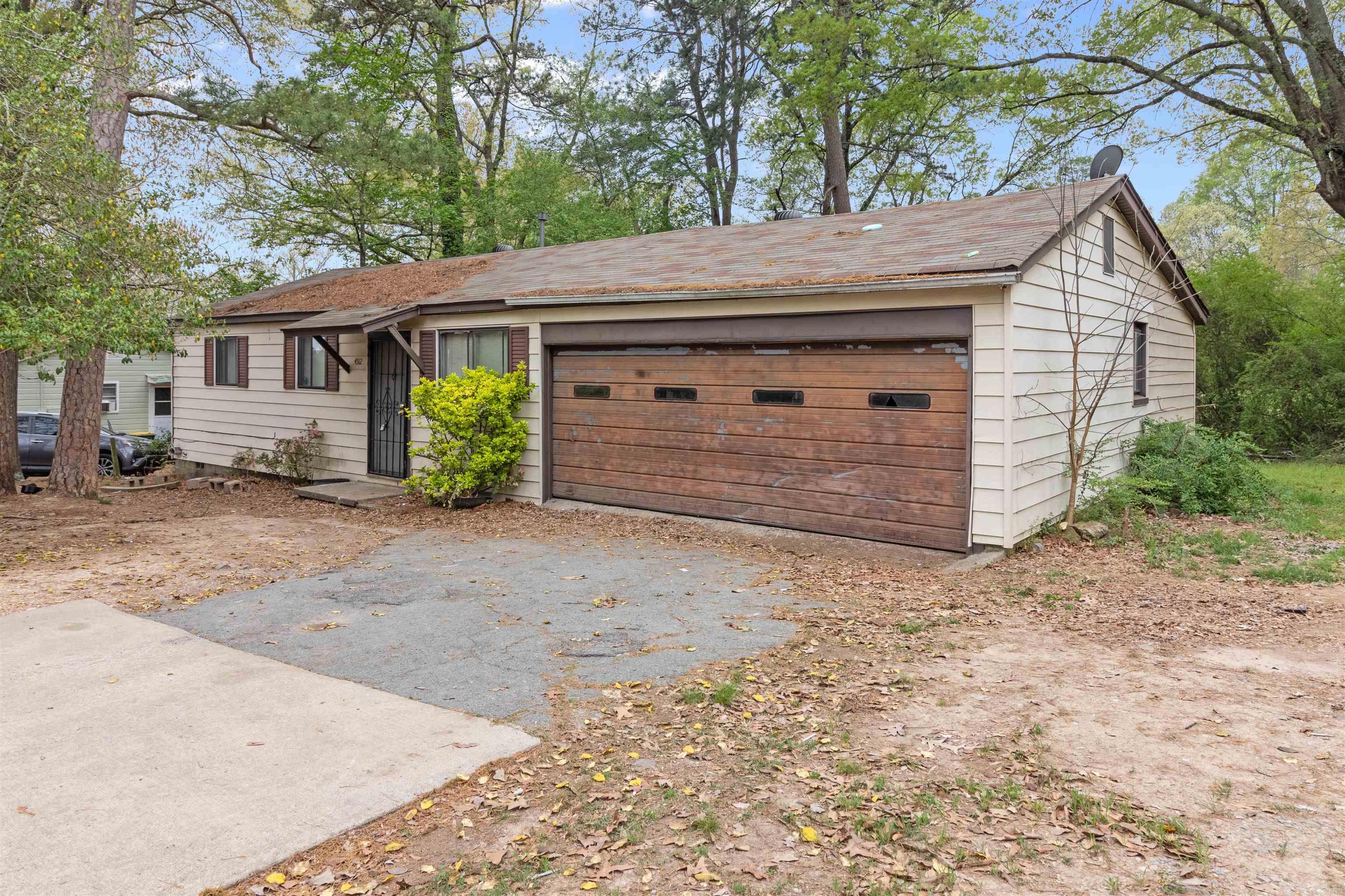 EUCLID PLACE - Residential