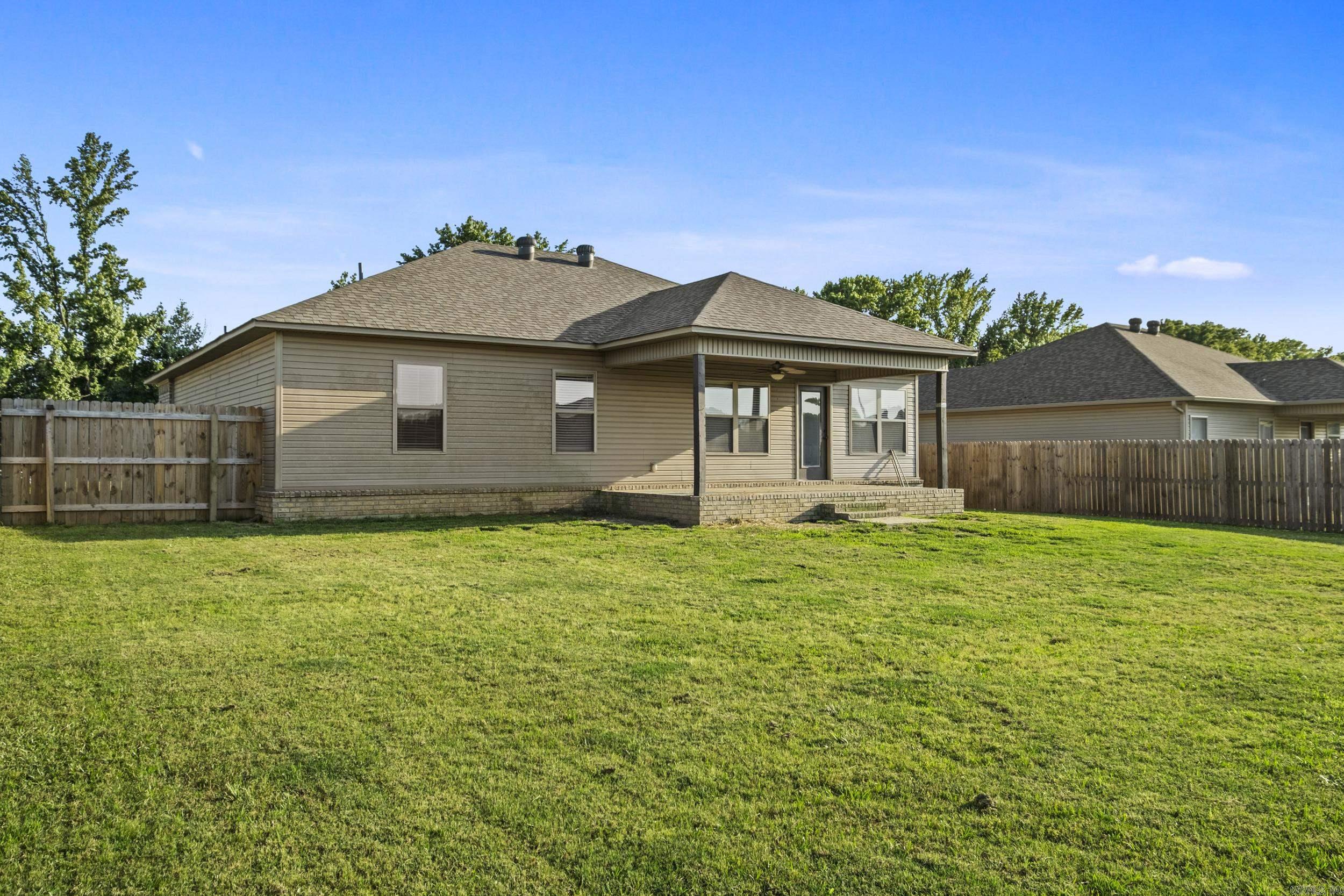 LILLY ANN PLACE - Residential