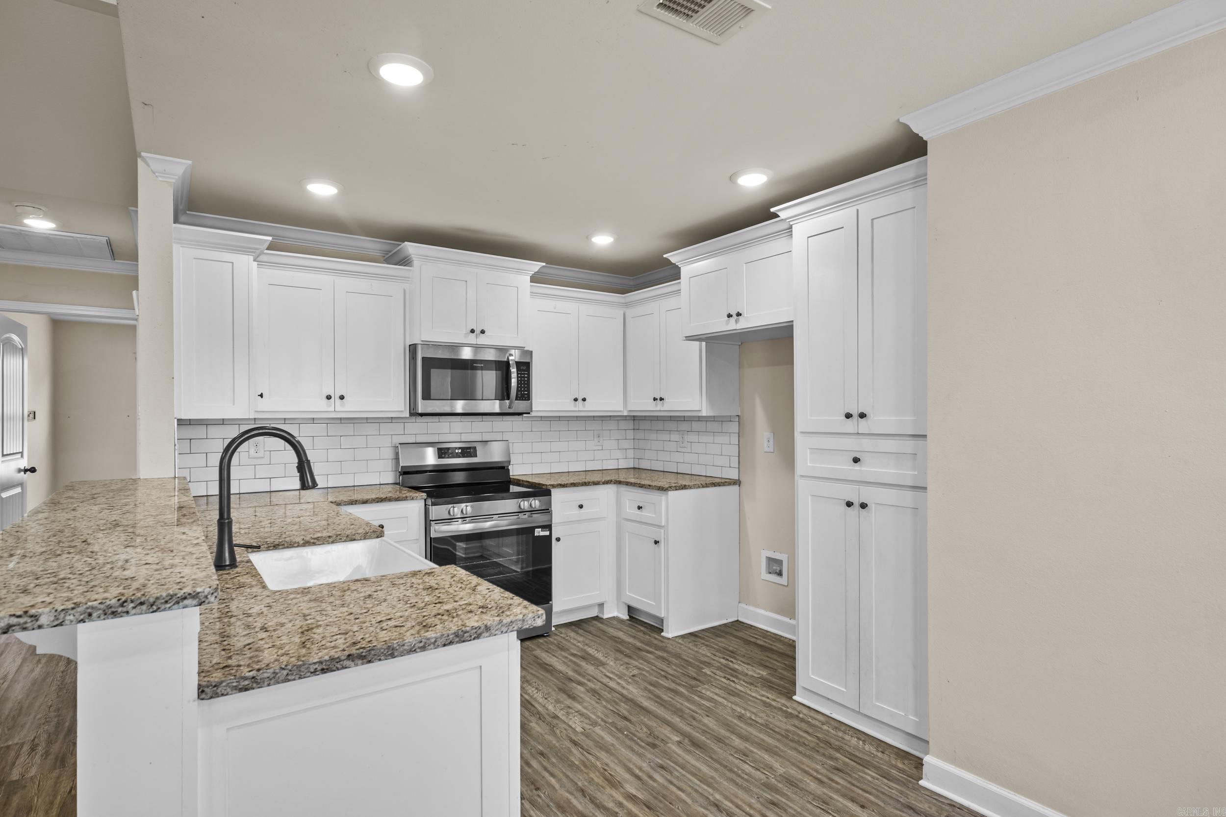 LILLY ANN PLACE - Residential