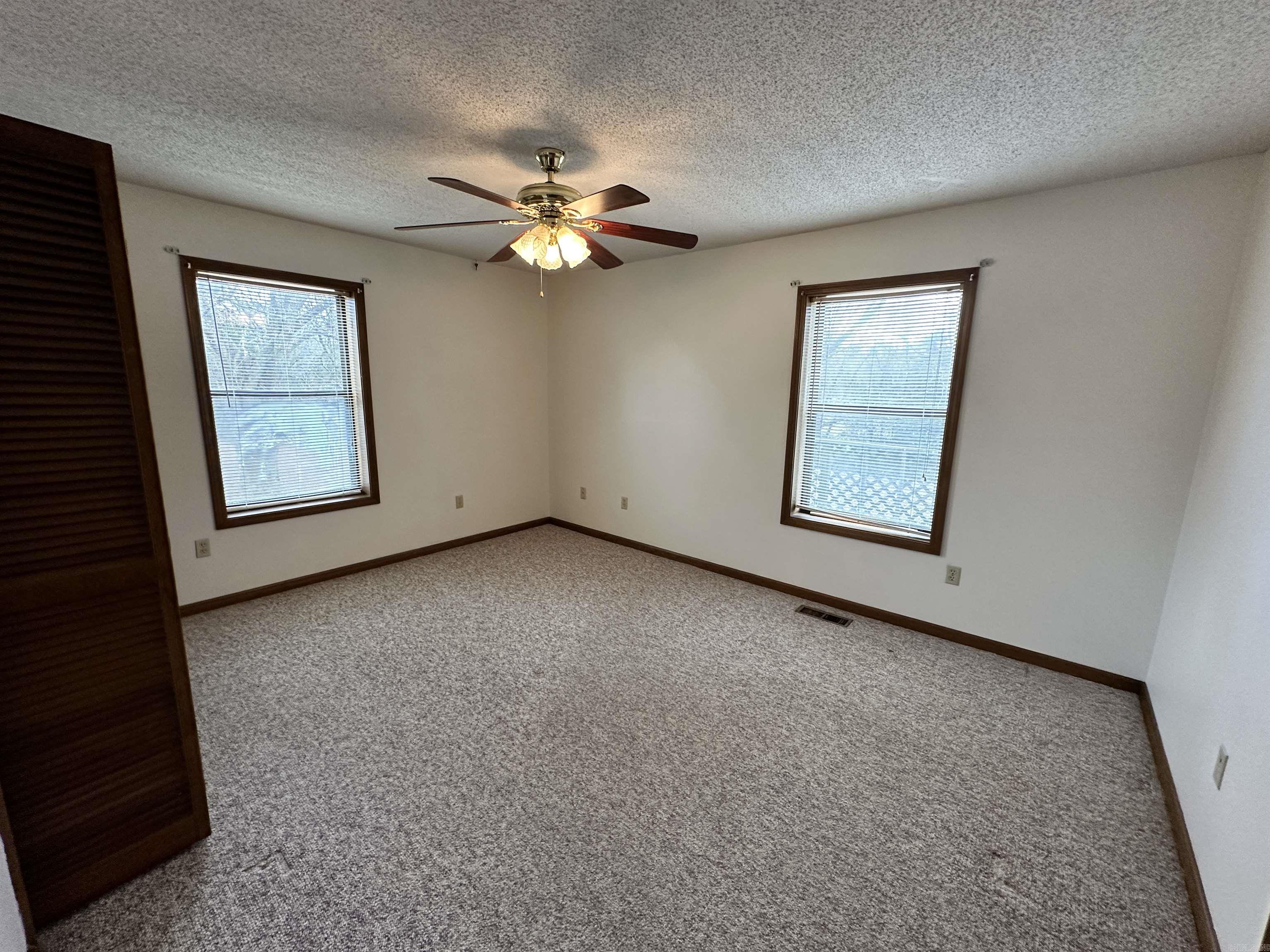 BLACK ROCK ORIGINAL - Residential